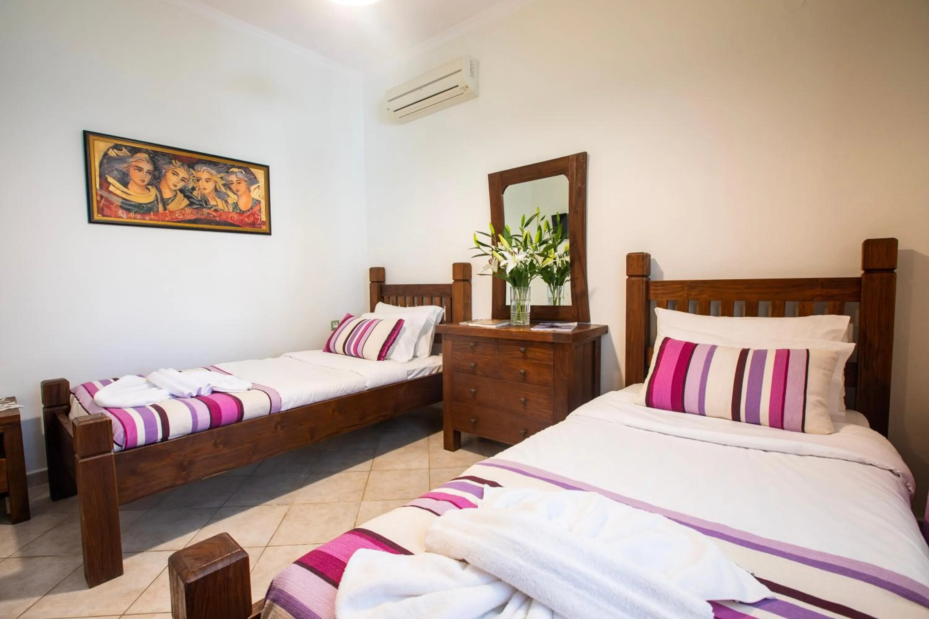 Bedroom in Kastro Apartments