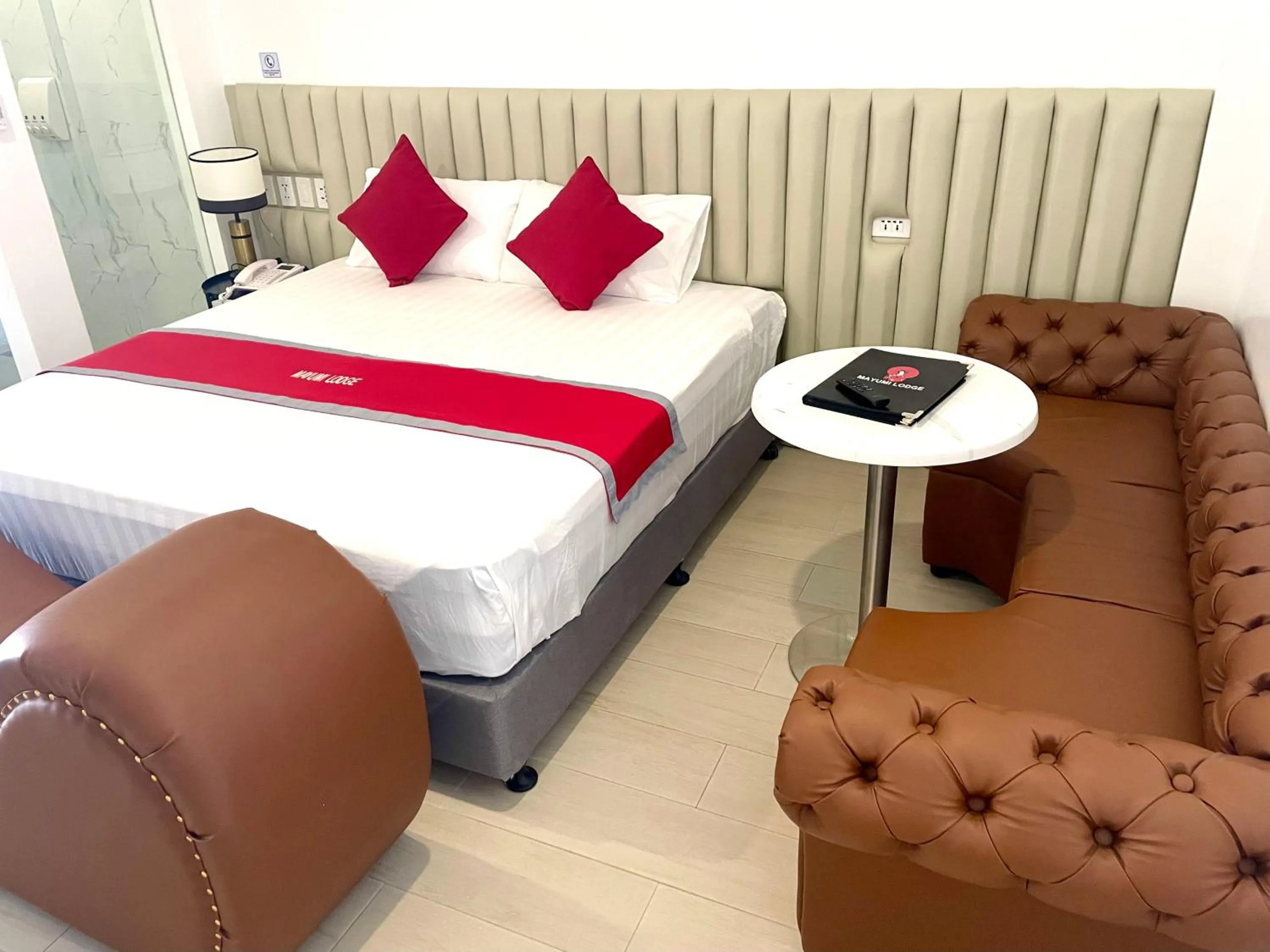 Photo of the whole room, Bed in Mayumi Lodge