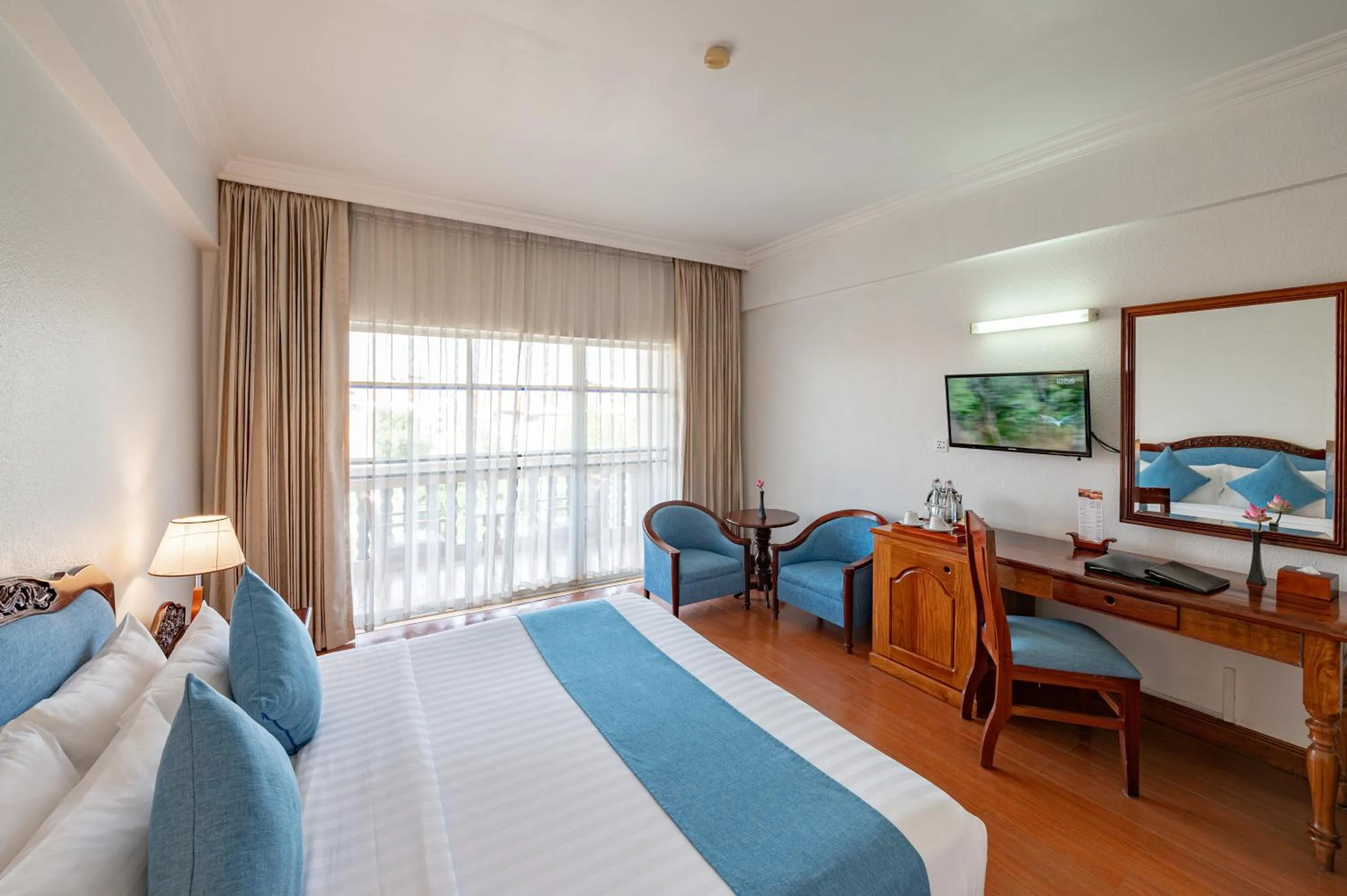 Superior Double Room in Somadevi Angkor Premium