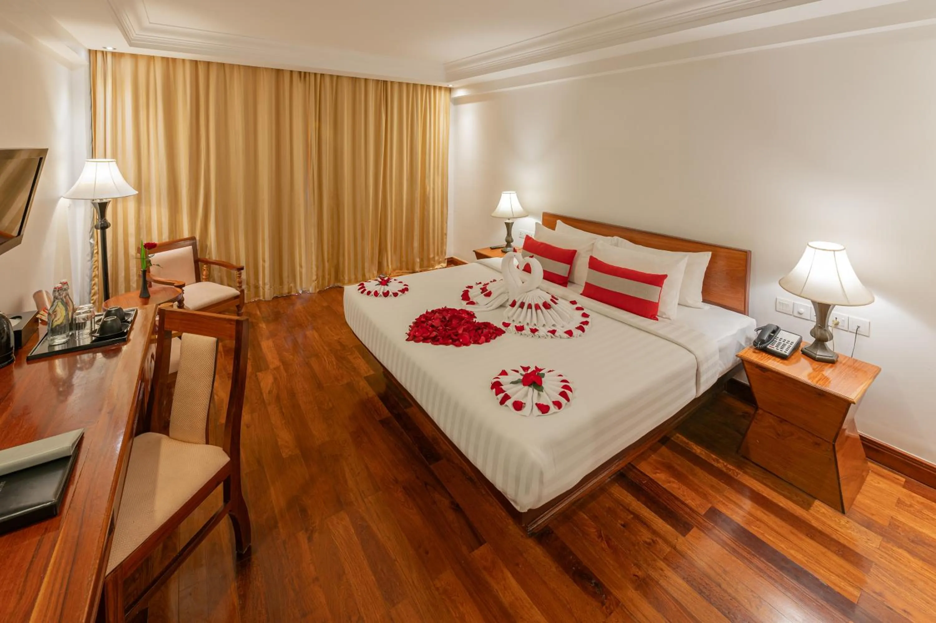 Photo of the whole room, Bed in Somadevi Angkor Premium