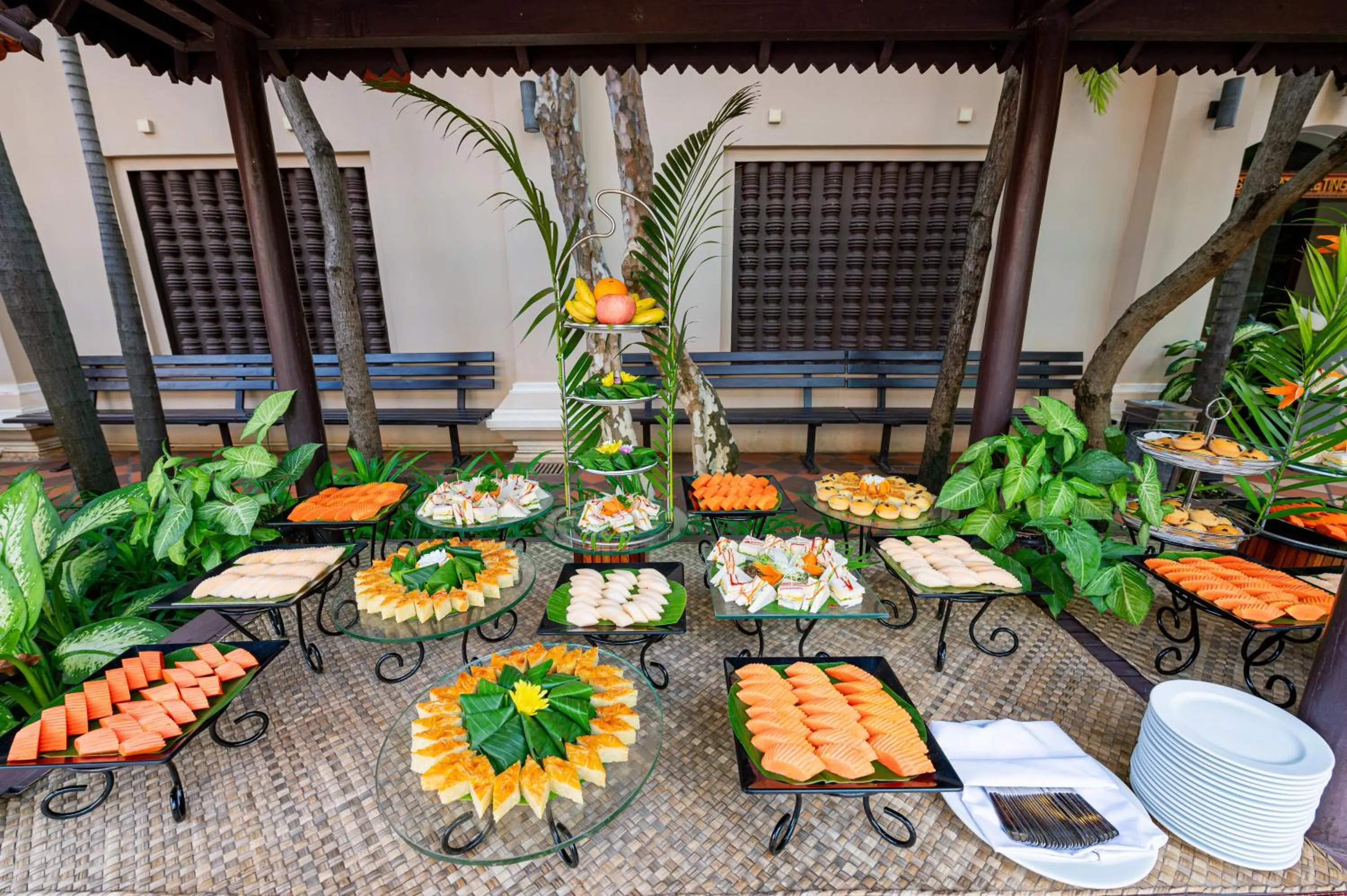 Food in Somadevi Angkor Premium