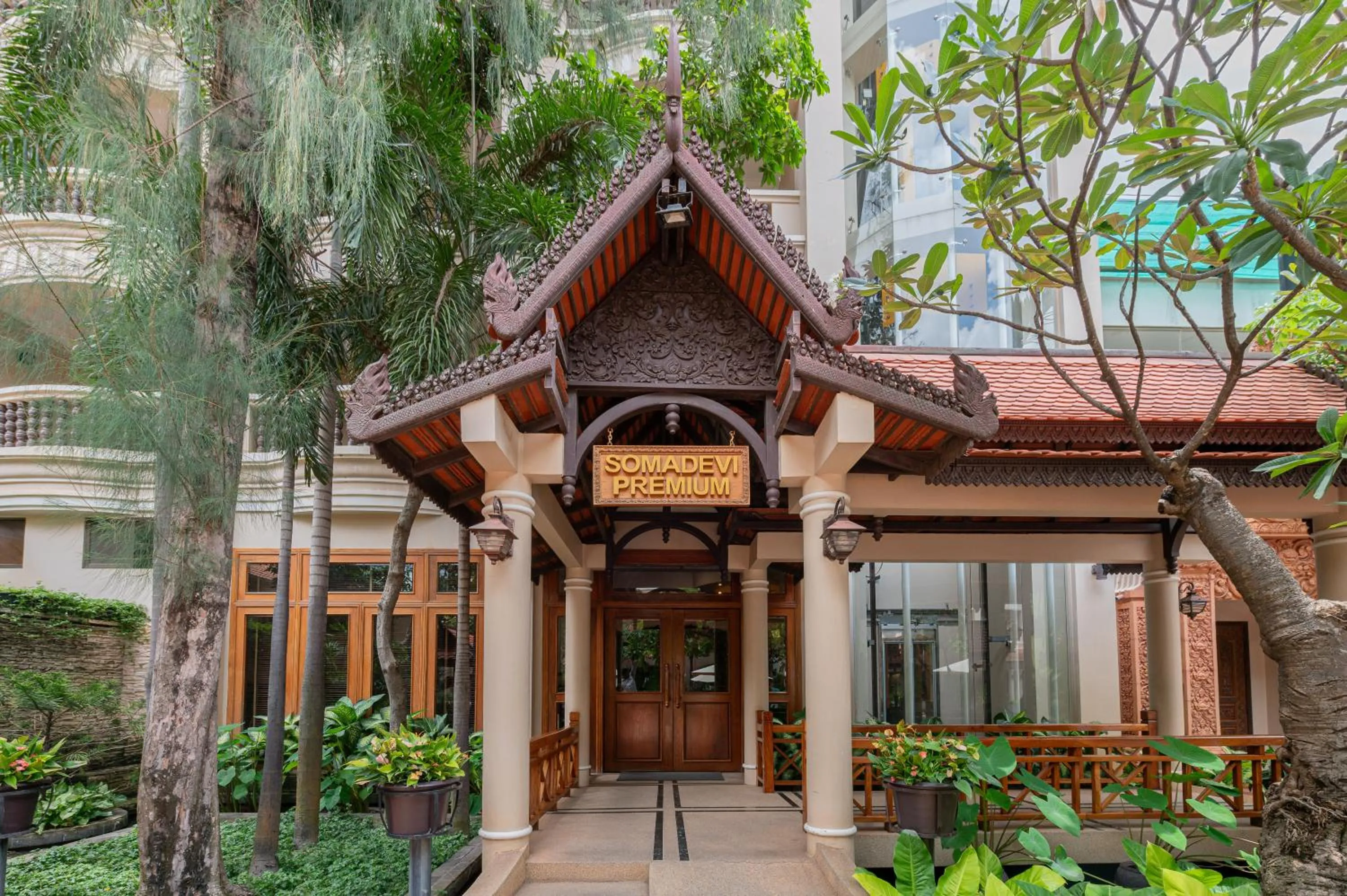 Property building in Somadevi Angkor Premium