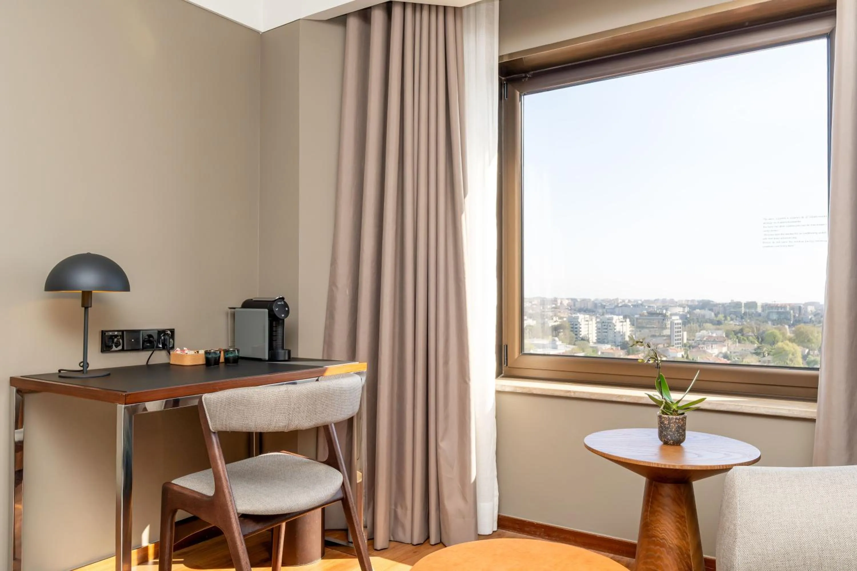 View (from property/room) in Porto Palácio Hotel by The Editory