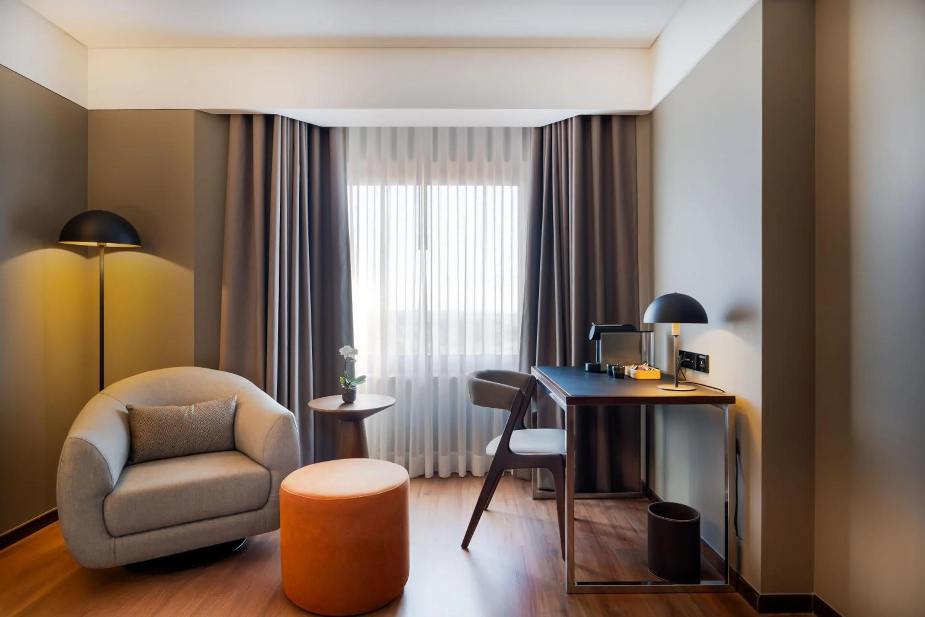 Bedroom in Porto Palácio Hotel by The Editory