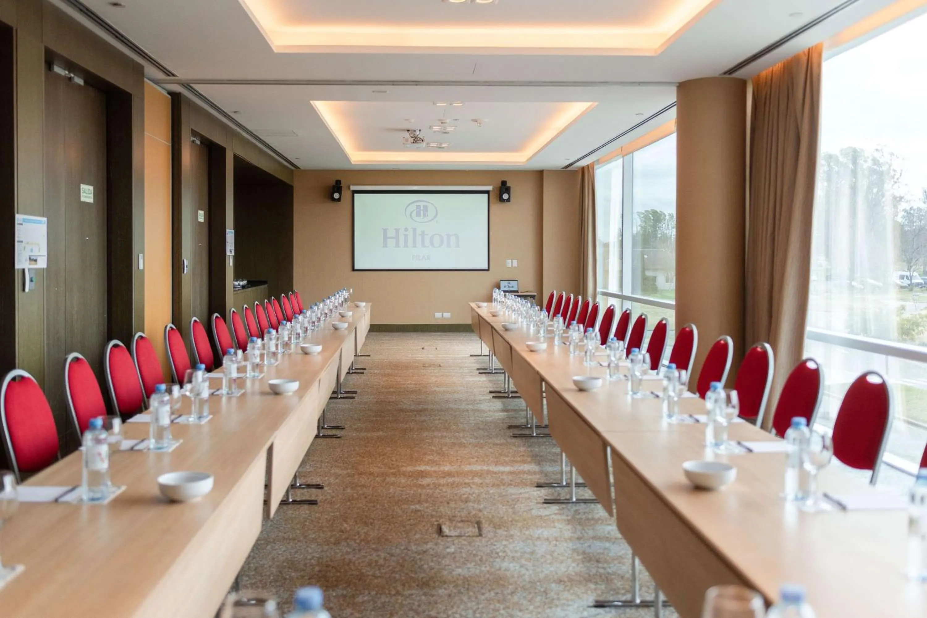 Meeting/conference room in Hilton Pilar