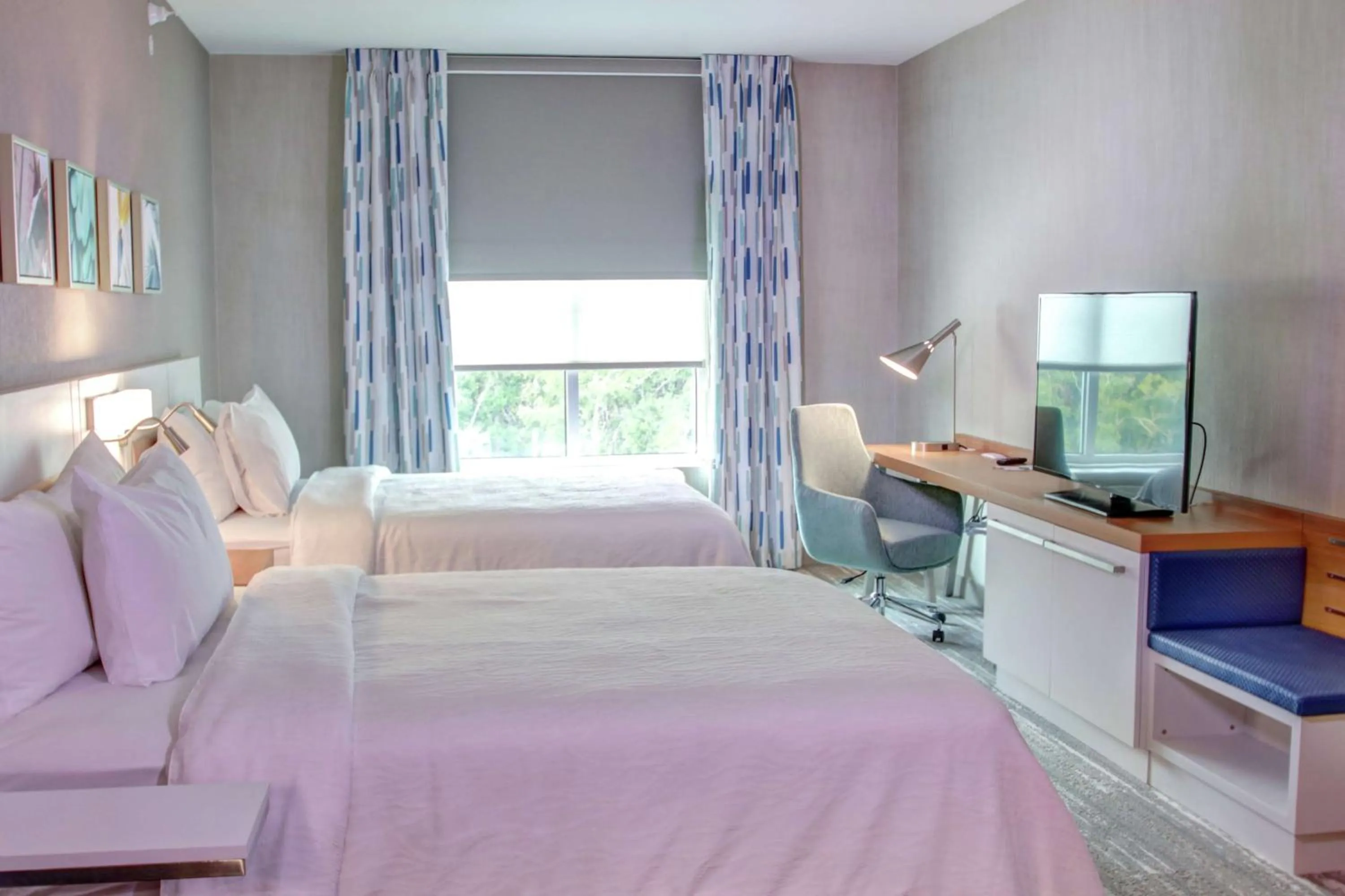 Bedroom, Bed in Hilton Garden Inn Tampa - Wesley Chapel