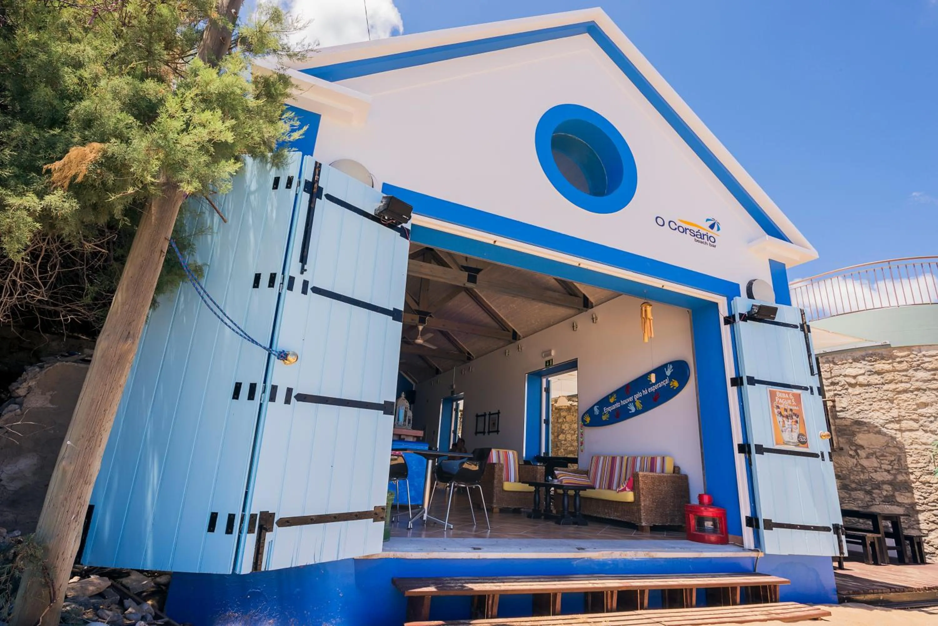 Lounge or bar in Hotel Torre Praia