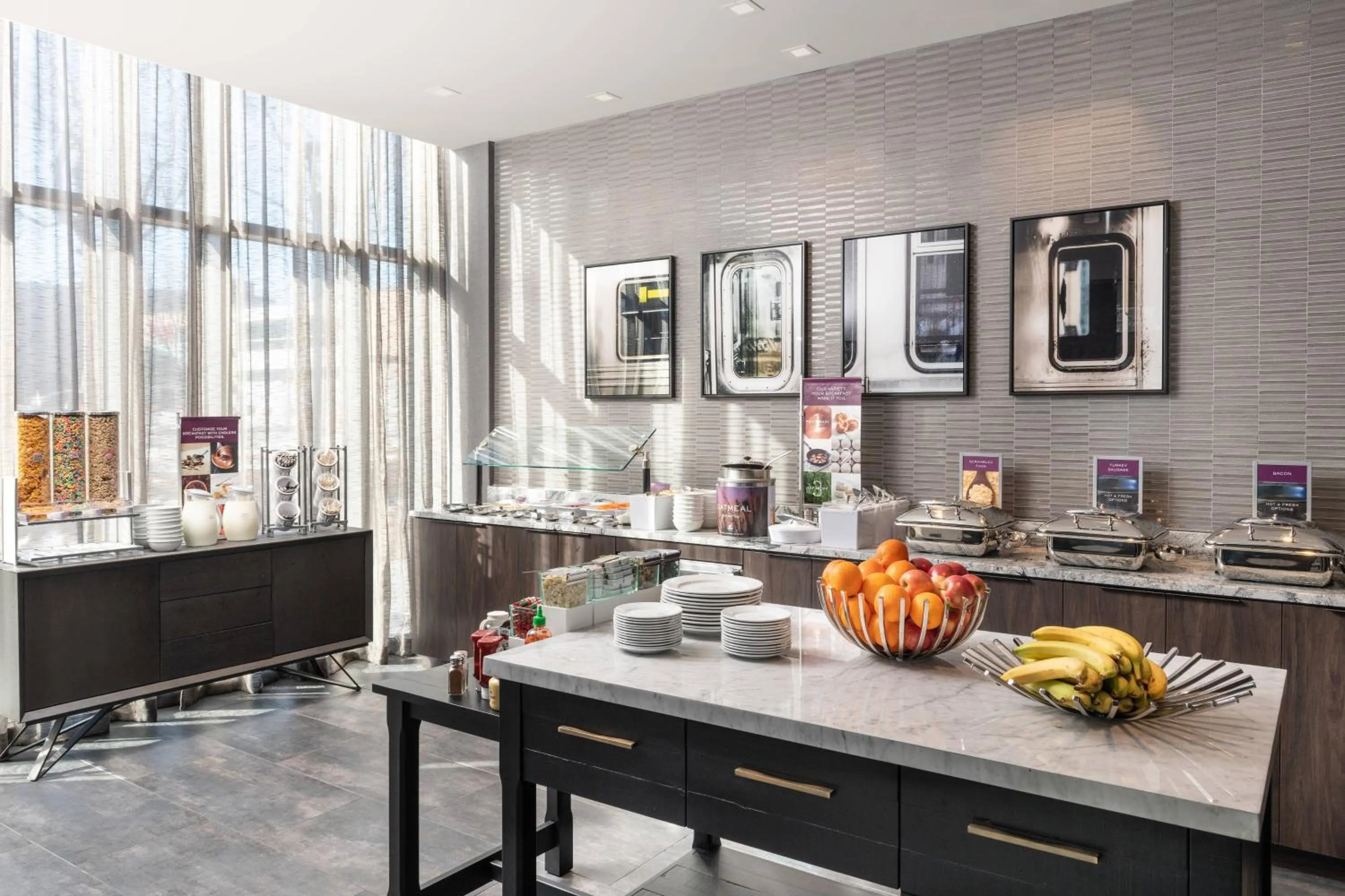 Breakfast in Residence Inn Boston Downtown/South End