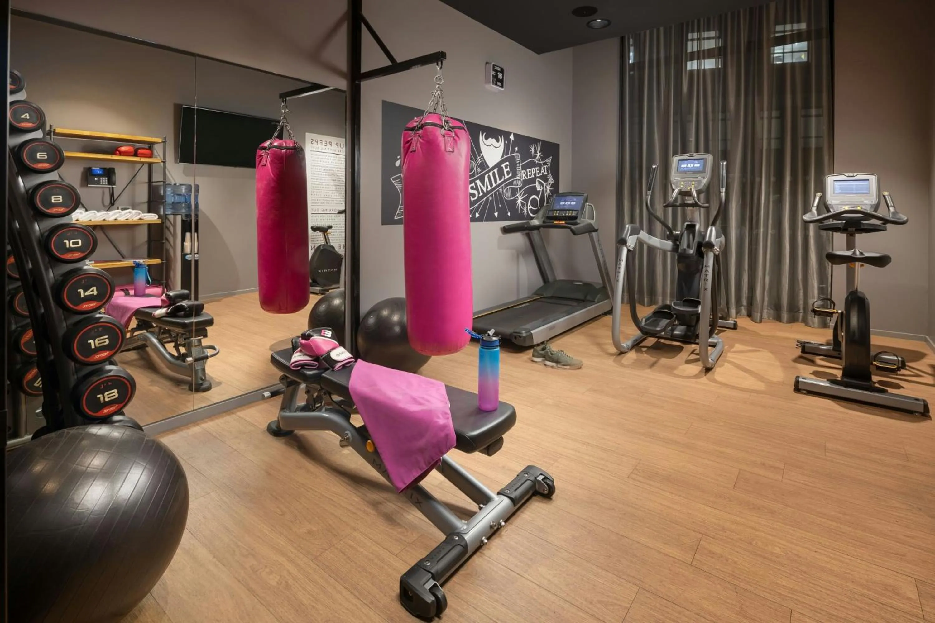 Fitness centre/facilities in Moxy Glasgow Merchant City