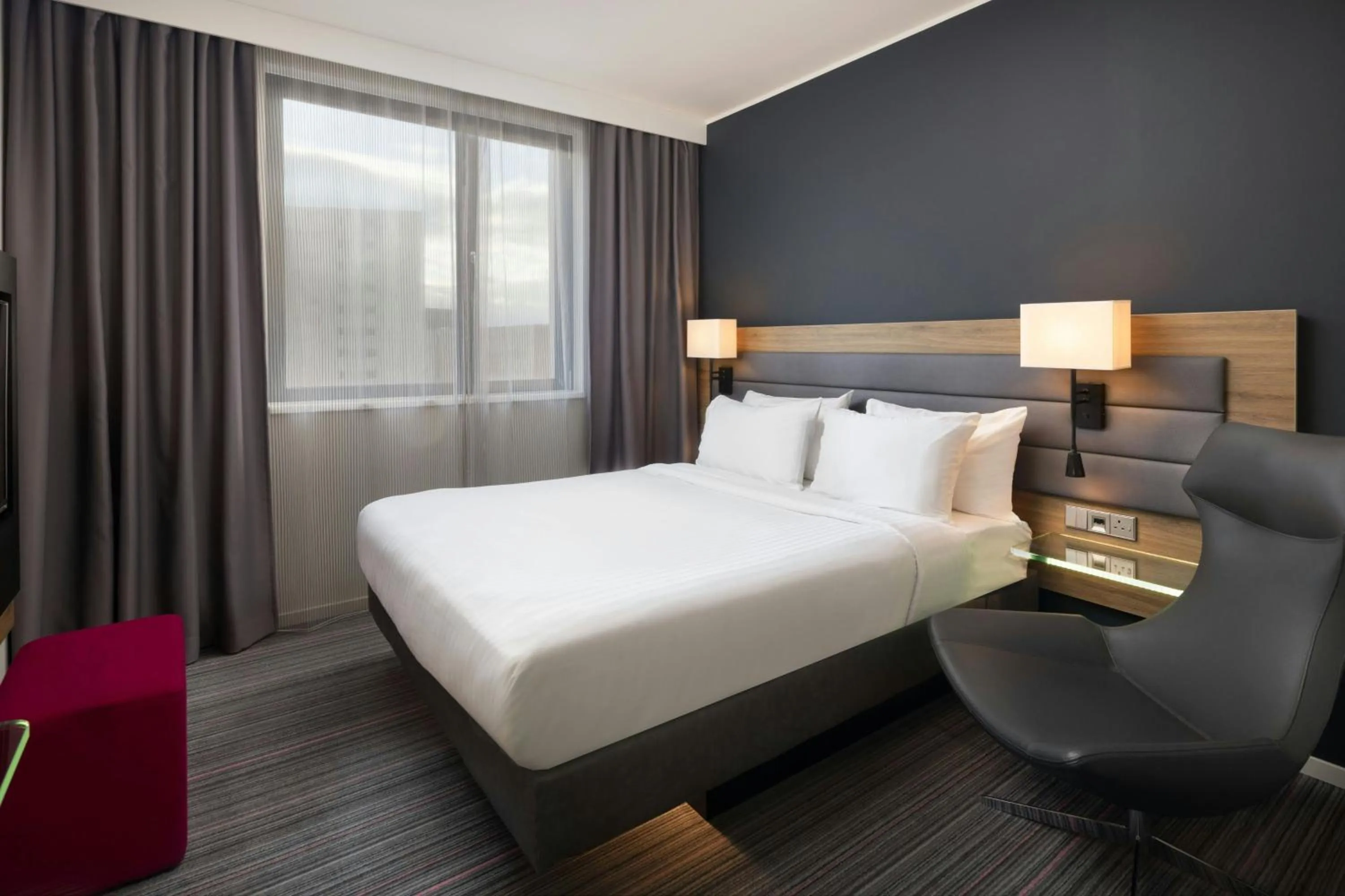 Bedroom, Bed in Moxy Glasgow Merchant City