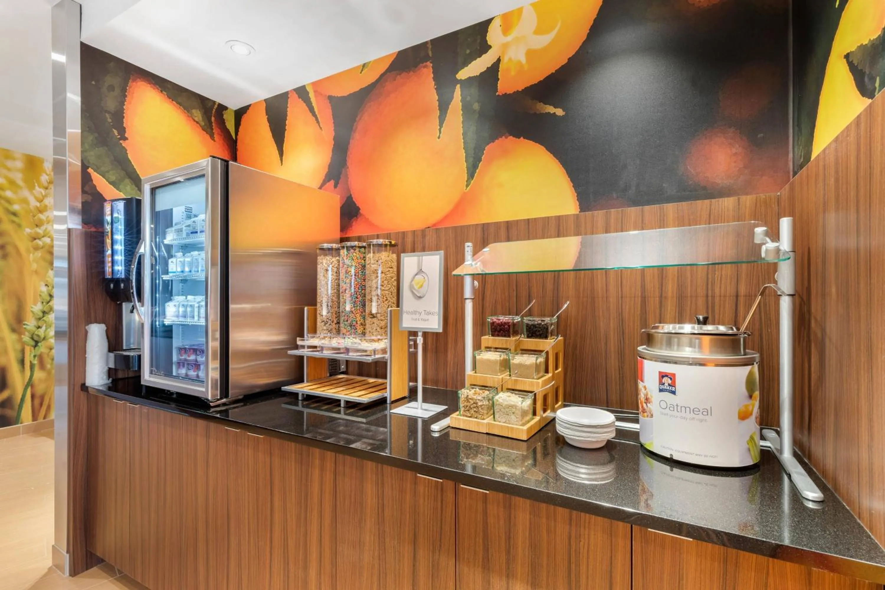 Breakfast in Fairfield Inn & Suites by Marriott Mebane