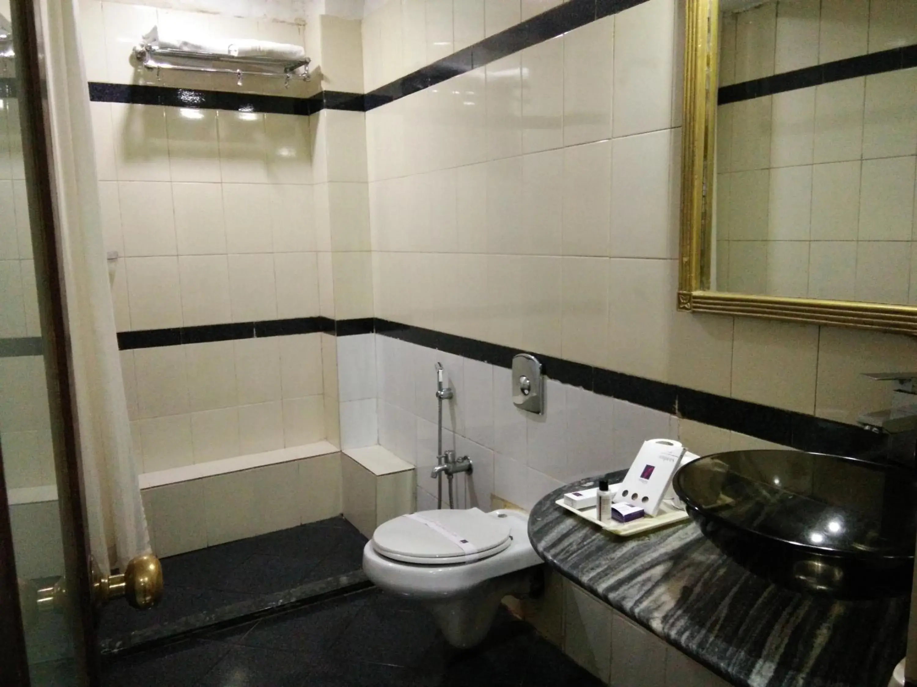 Double or Twin Room in Hotel Empires Double or Twin Room in Hotel Empires