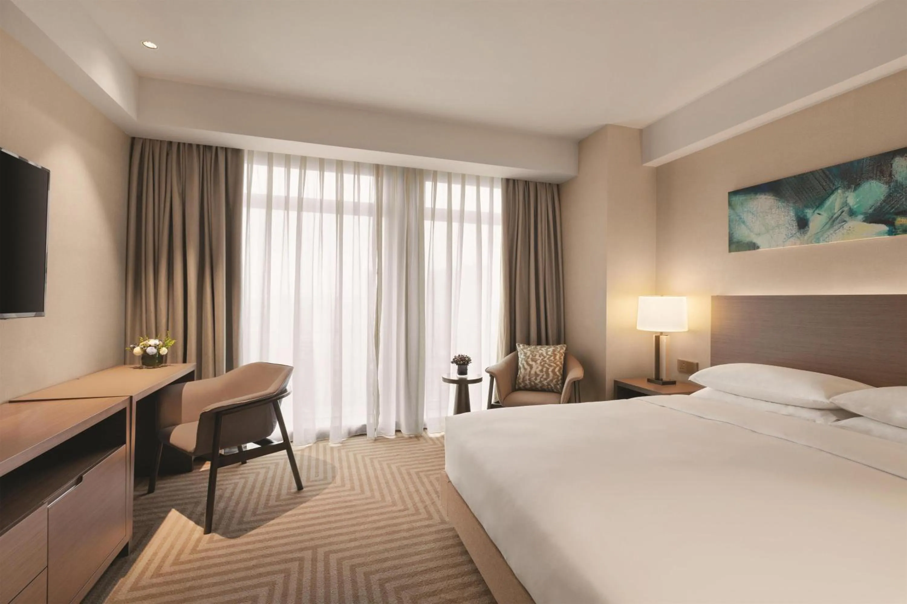 Photo of the whole room, Bed in Hyatt House Chengdu Pebble Walk