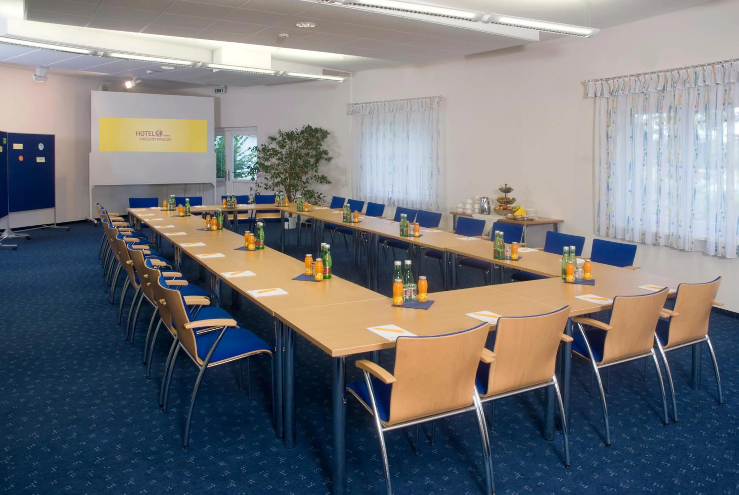 Business facilities in Hotel GIP