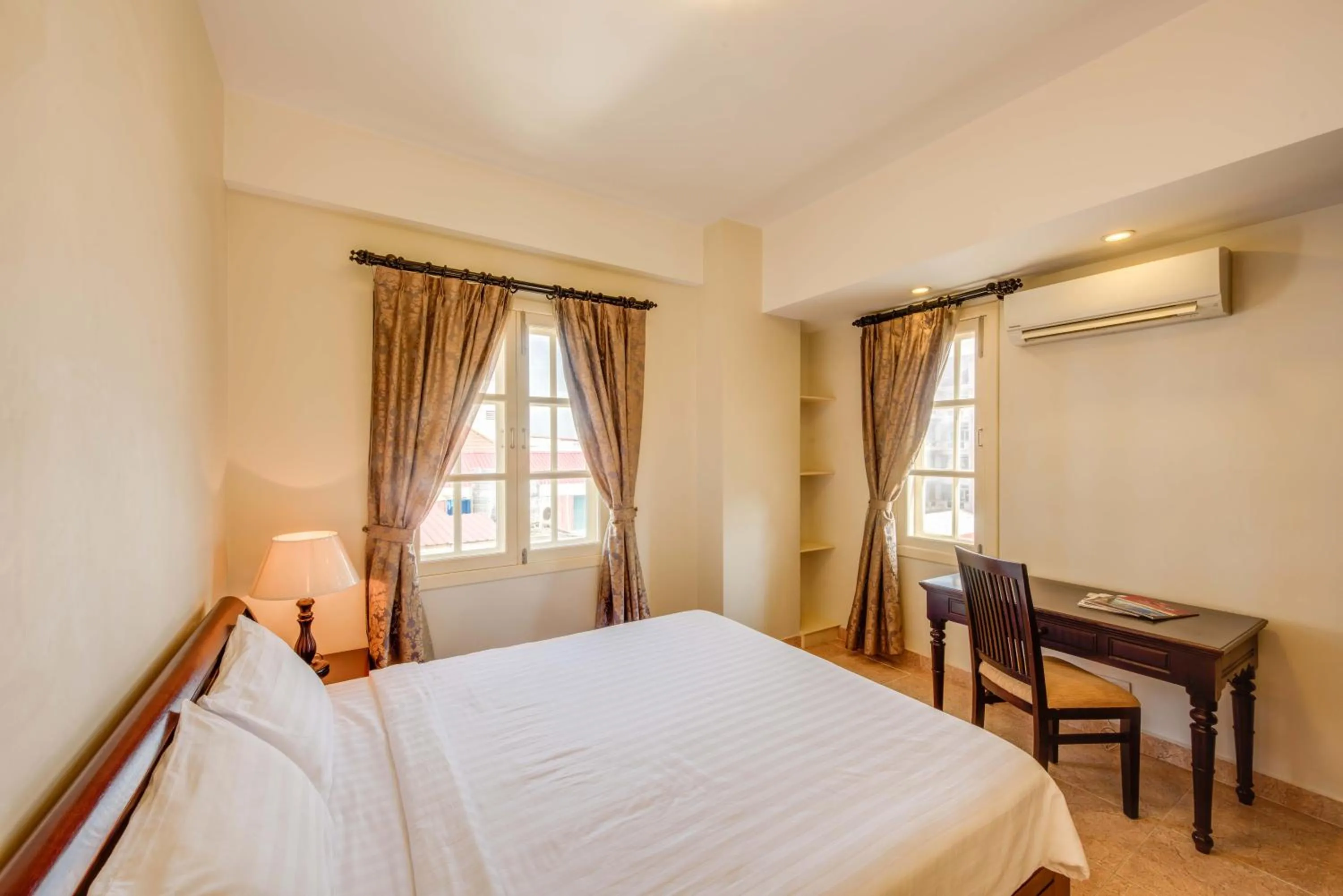 Bedroom, Bed in City View Apartment