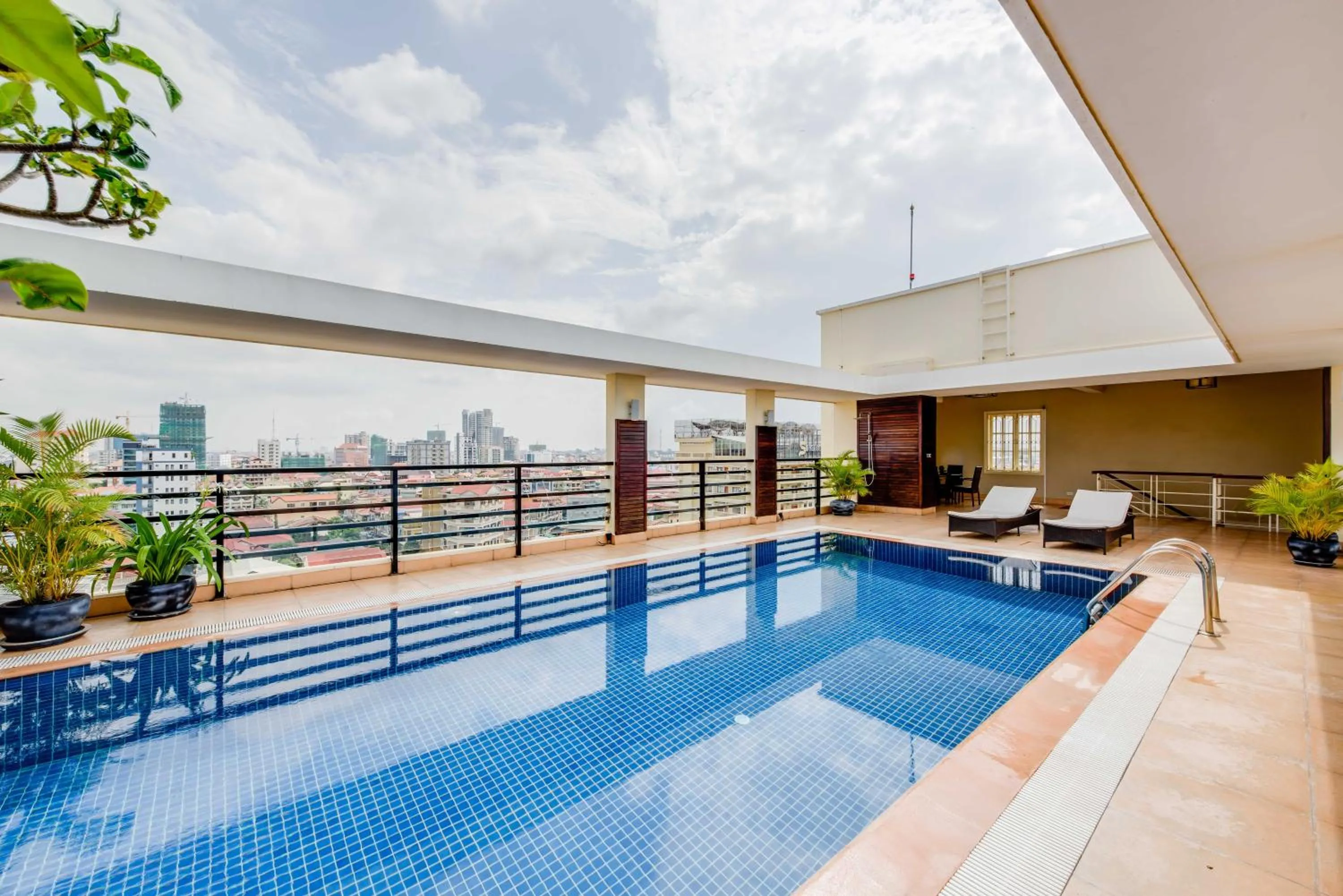Swimming pool in City View Apartment