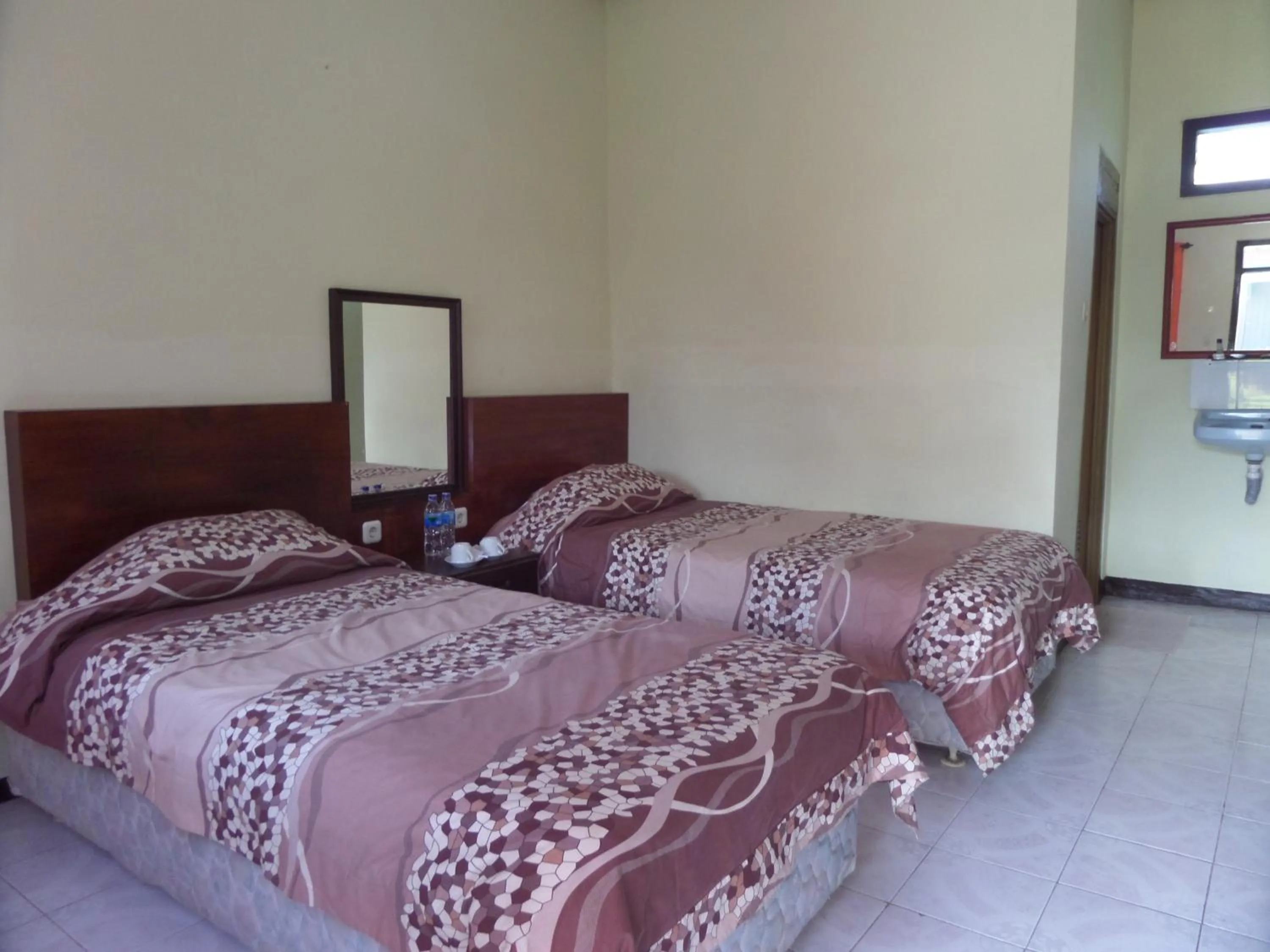 Bedroom, Bed in Bromo Permai 1