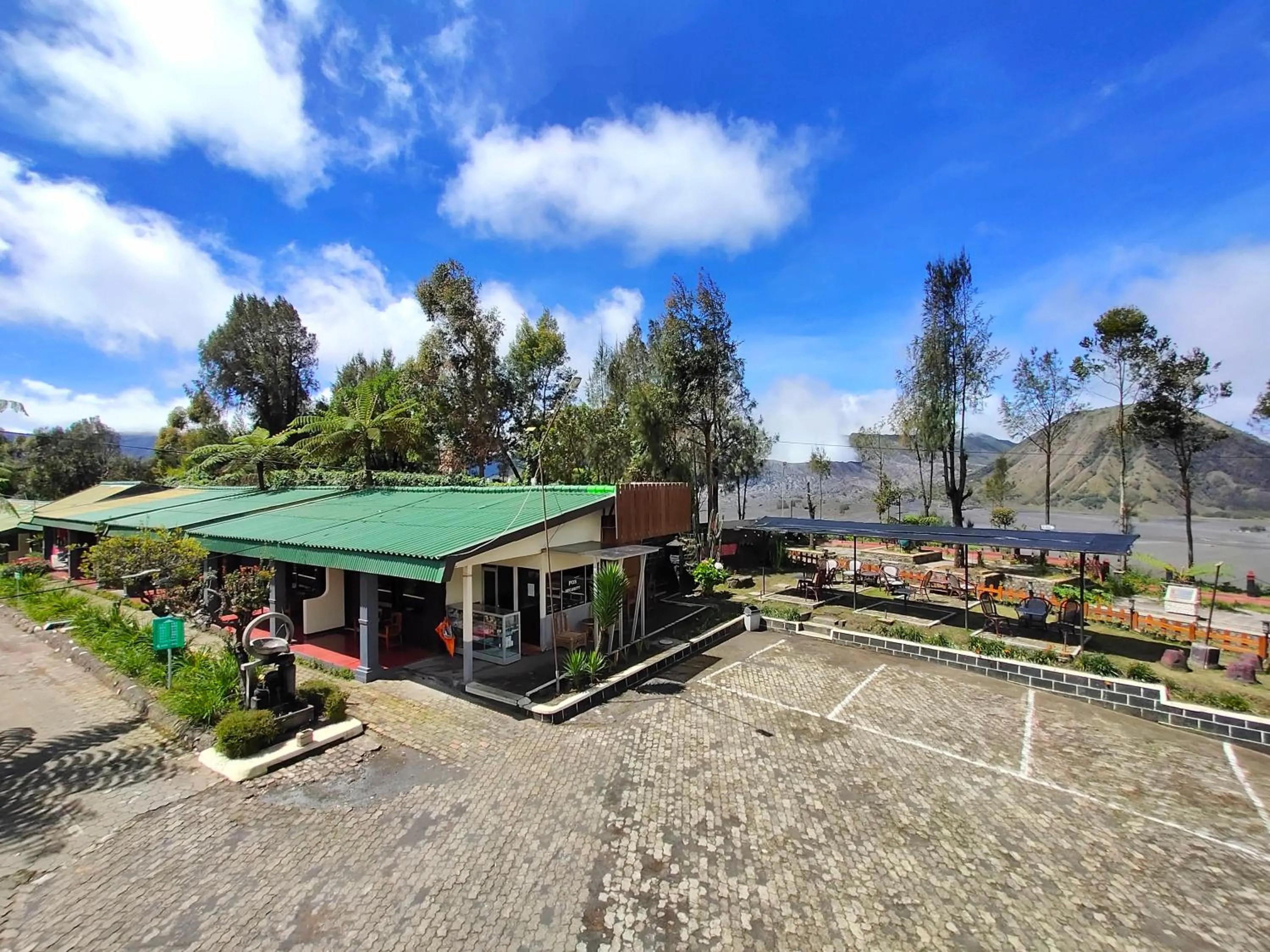 Property building in Bromo Permai 1