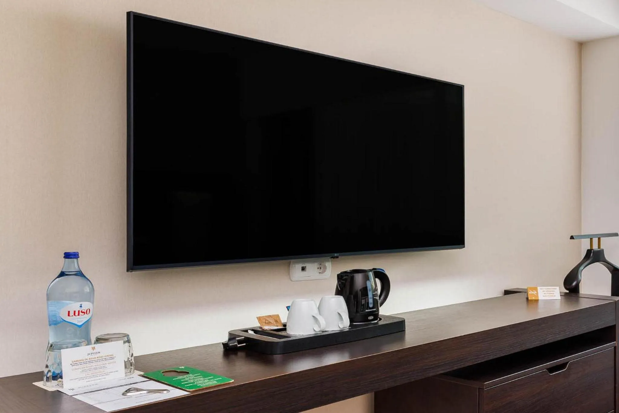 Photo of the whole room in Jupiter Algarve Hotel - Beach & Spa