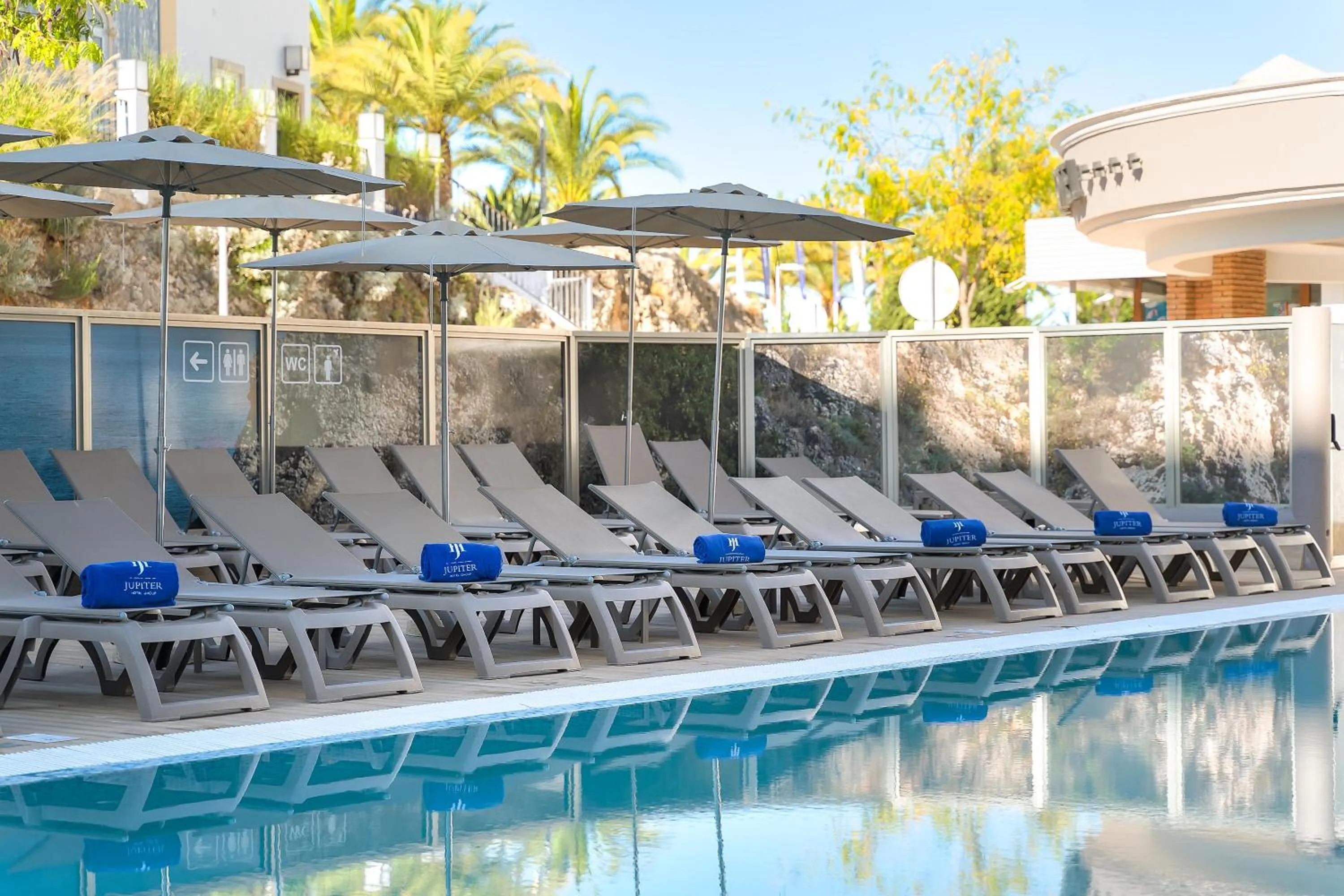Swimming pool in Jupiter Algarve Hotel - Beach & Spa