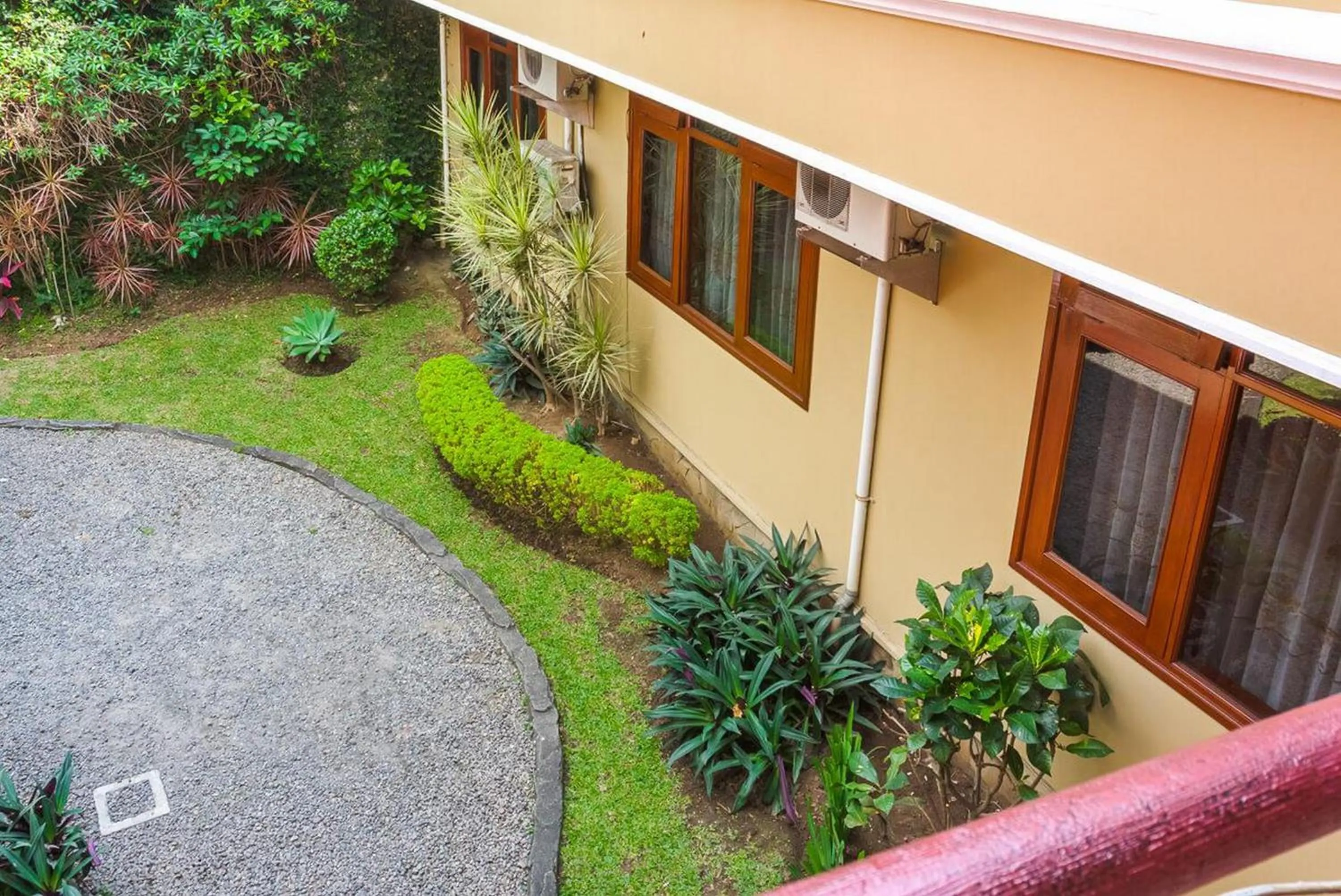 Property building in RedDoorz Plus near Brawijaya Museum