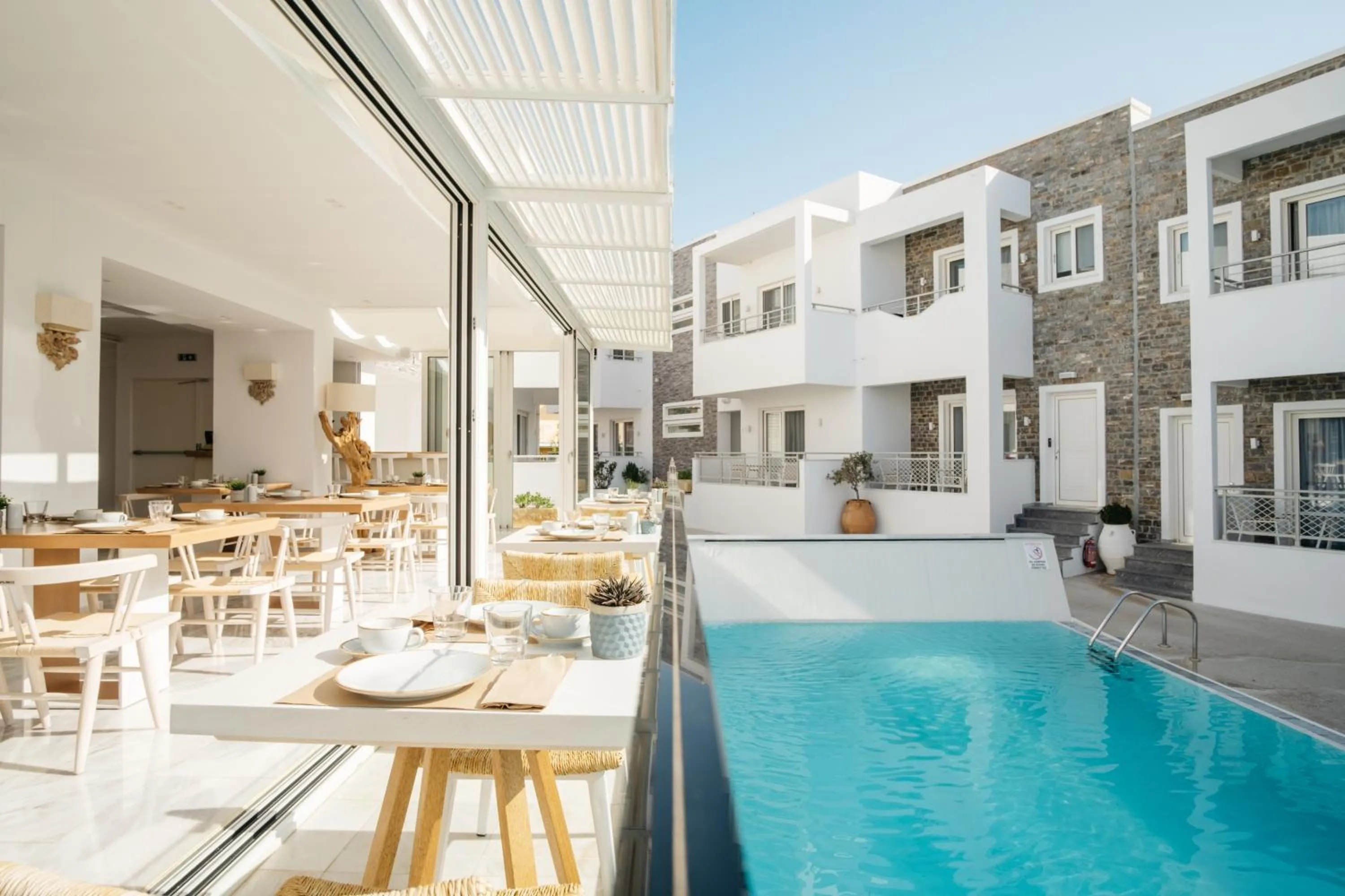 Swimming pool in Cyano Hotel