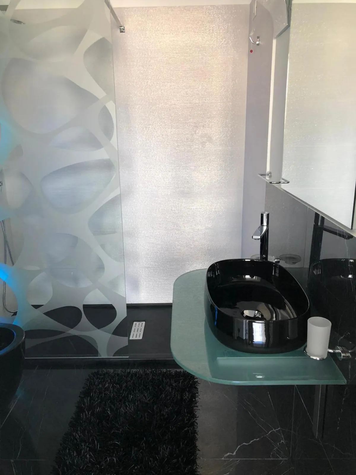 Bathroom in Hotel CineApollo - Ogni camera un film!