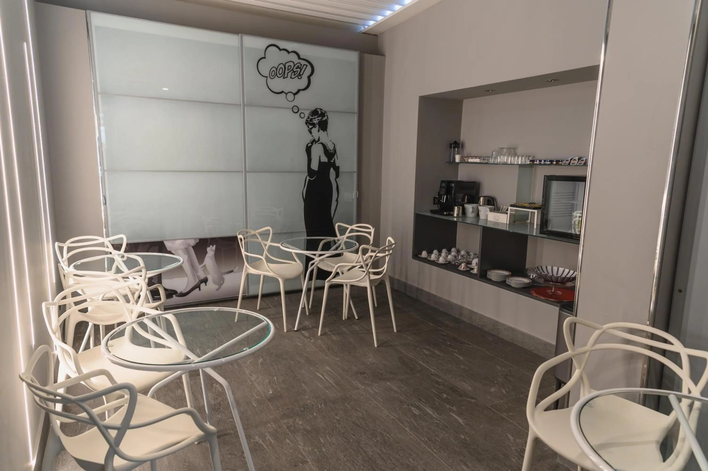 Restaurant/places to eat in Hotel CineApollo - Ogni camera un film!