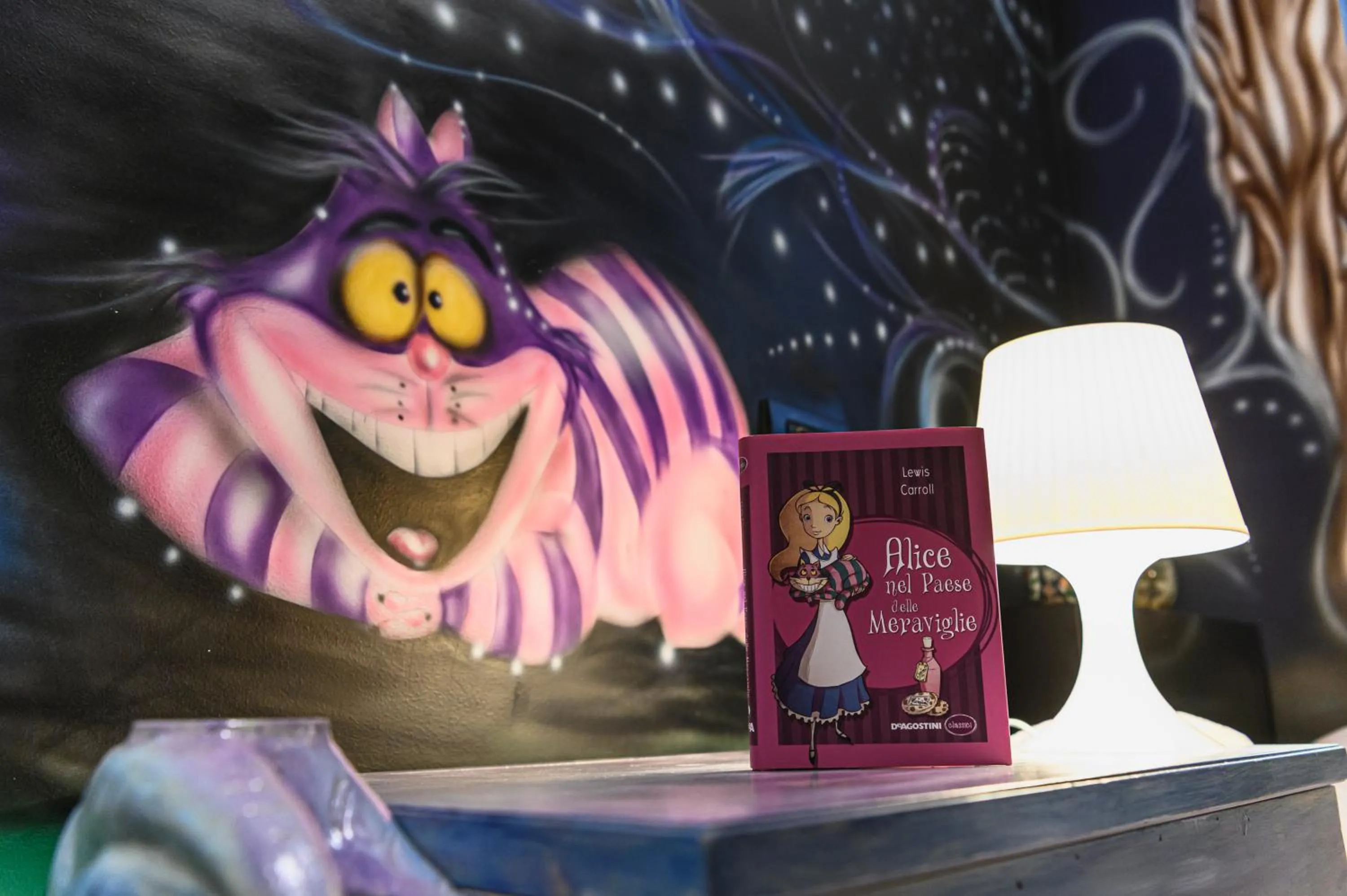 Bedroom in Hotel CineApollo - Ogni camera un film!