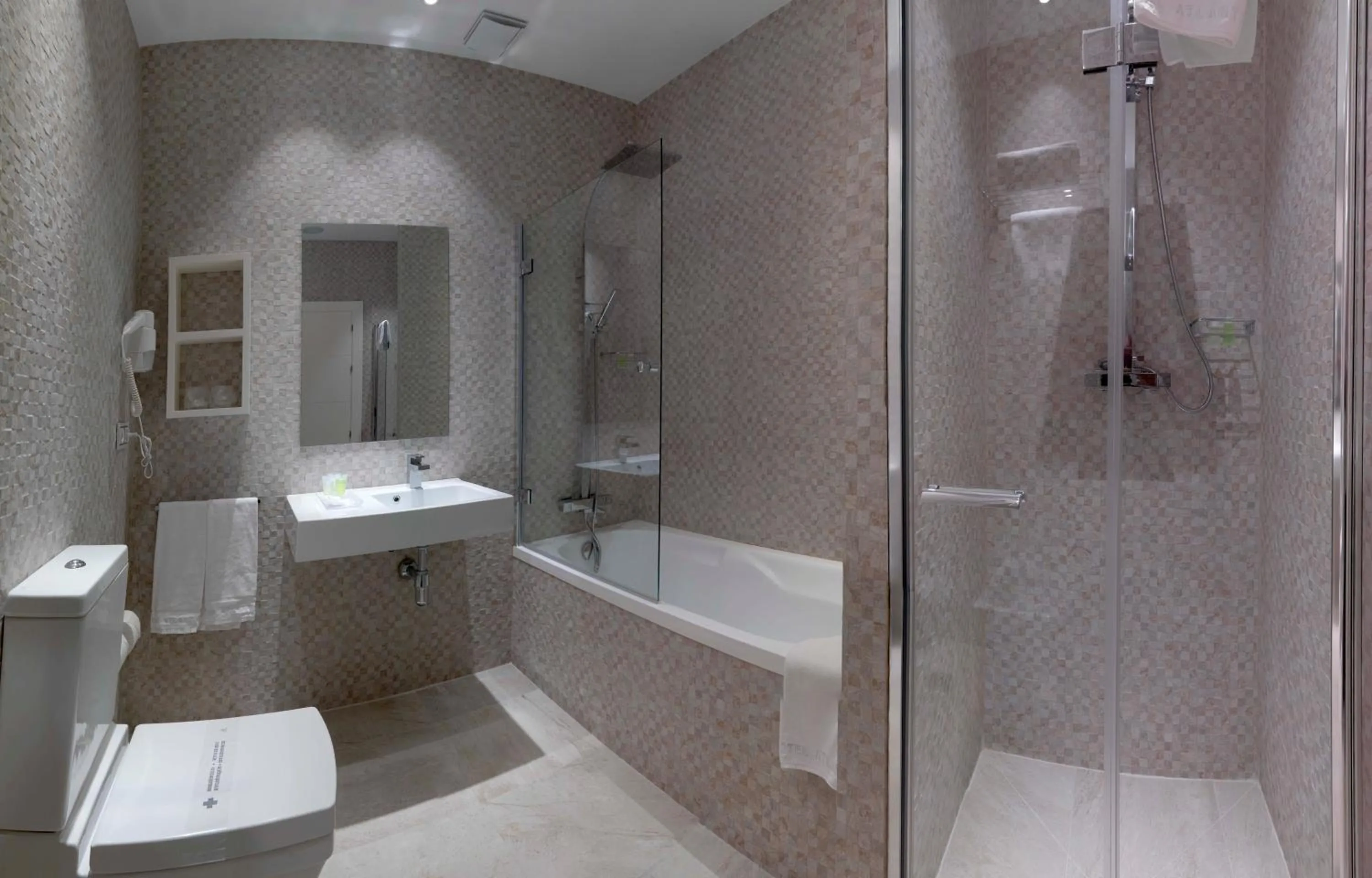 Junior Suite with Terrace in Hotel Atlántico