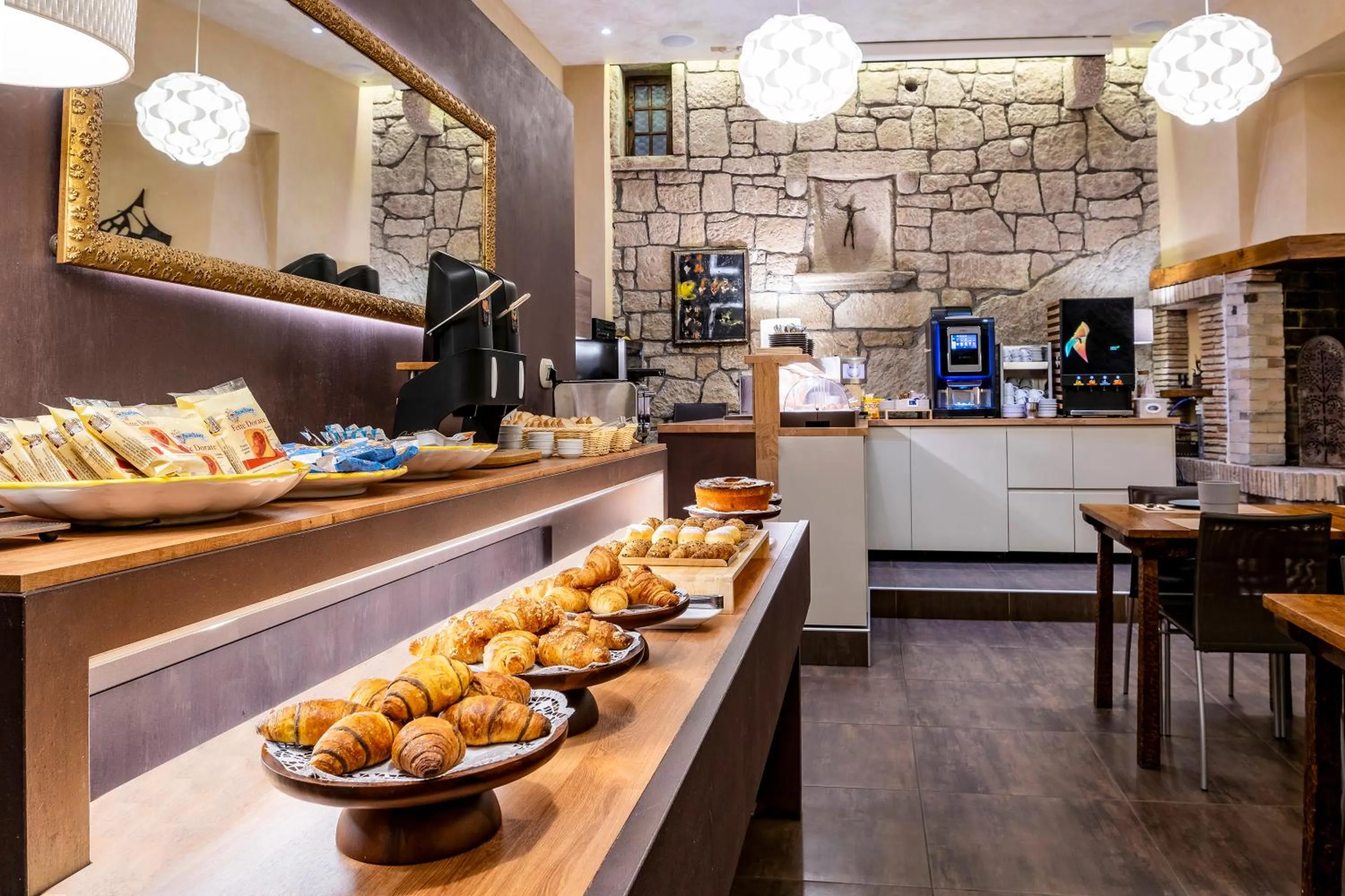 Breakfast in La Grotta Hotel