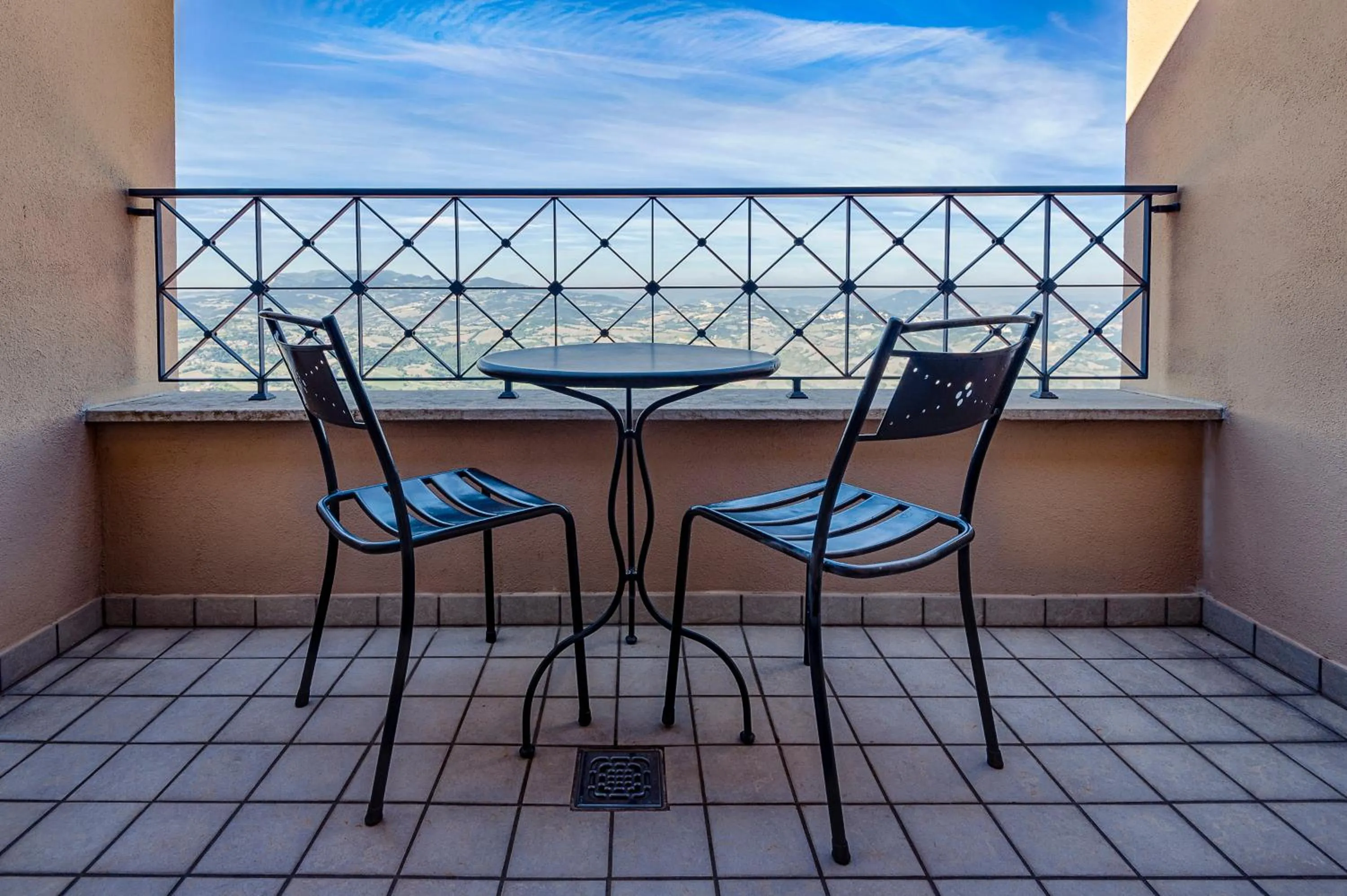 Balcony/Terrace in La Grotta Hotel