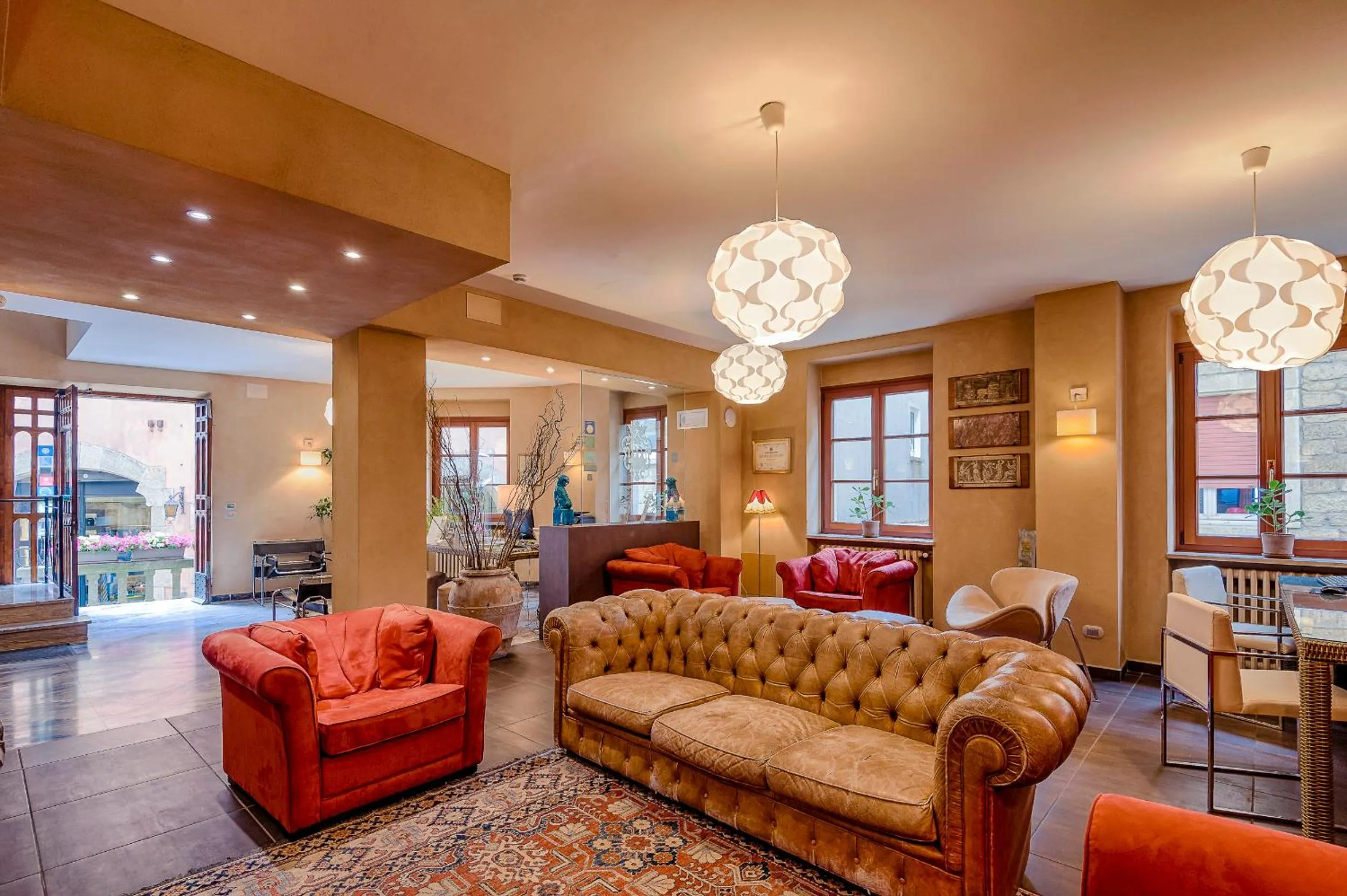 Lobby or reception in La Grotta Hotel