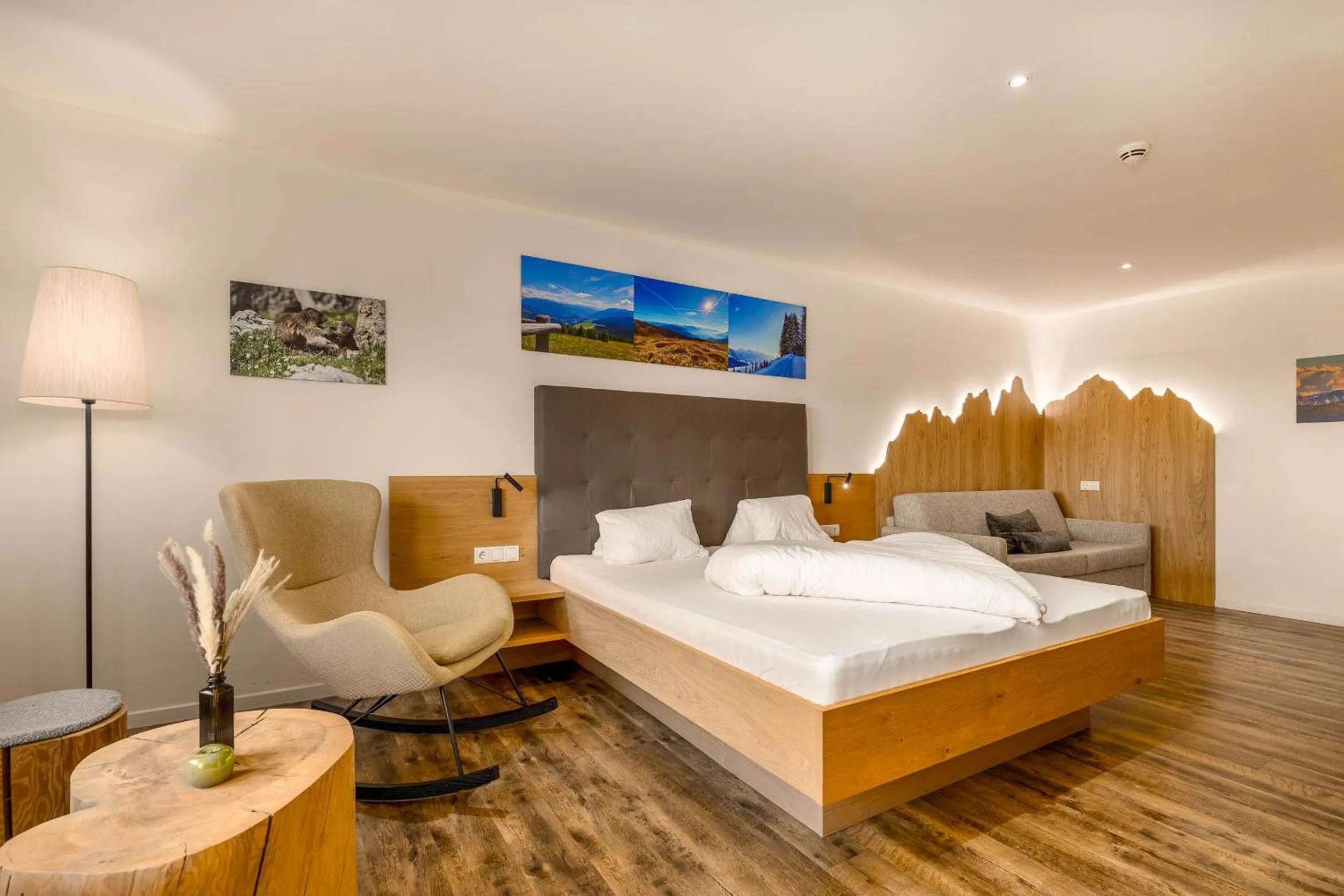 Photo of the whole room, Bed in Hotel Pfeiferhof