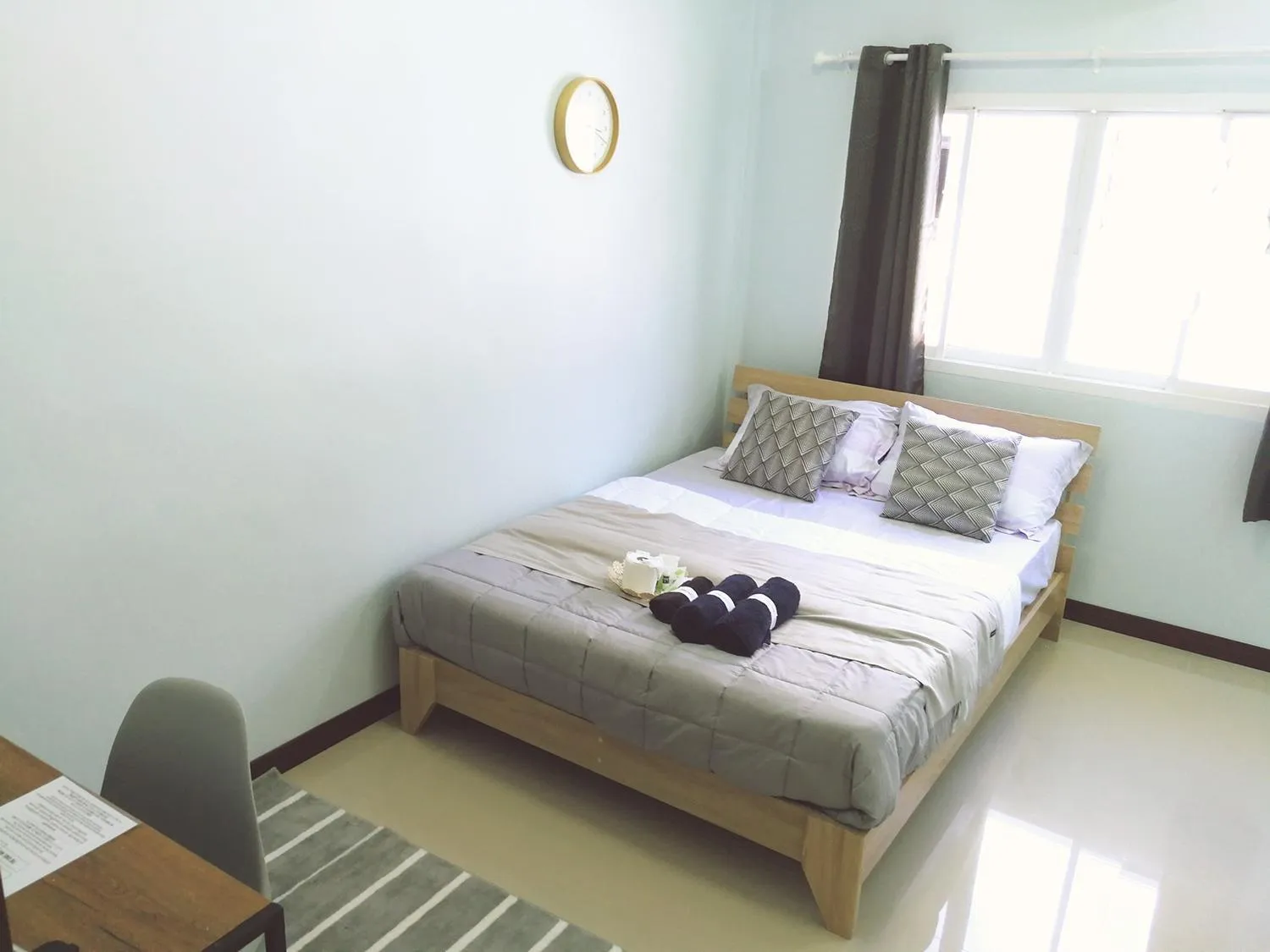 Bed in The Chill Town Home