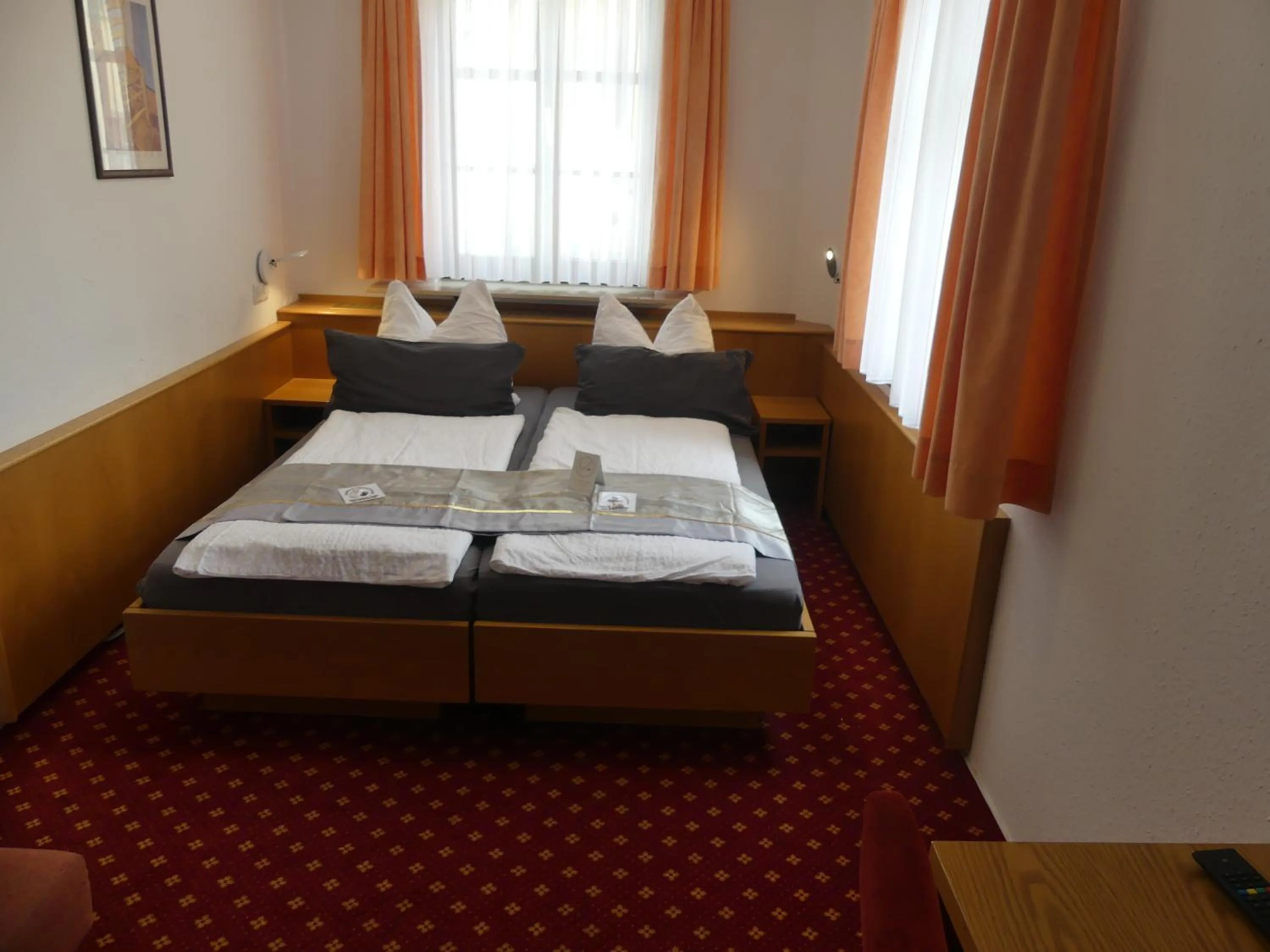 Bed in Hotel Traube