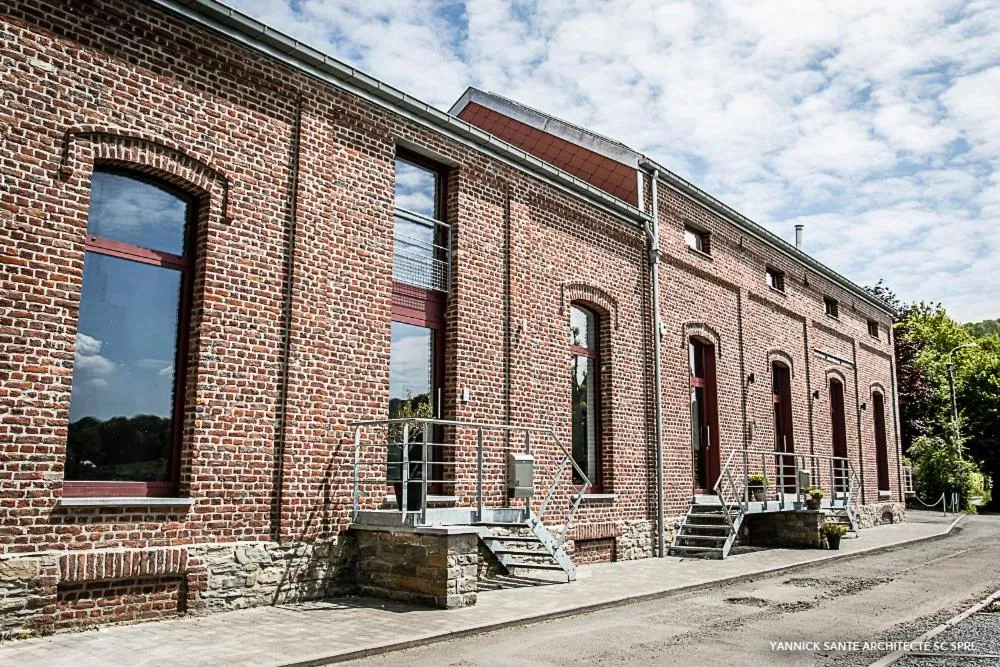 Facade/entrance in La Maraudeuse
