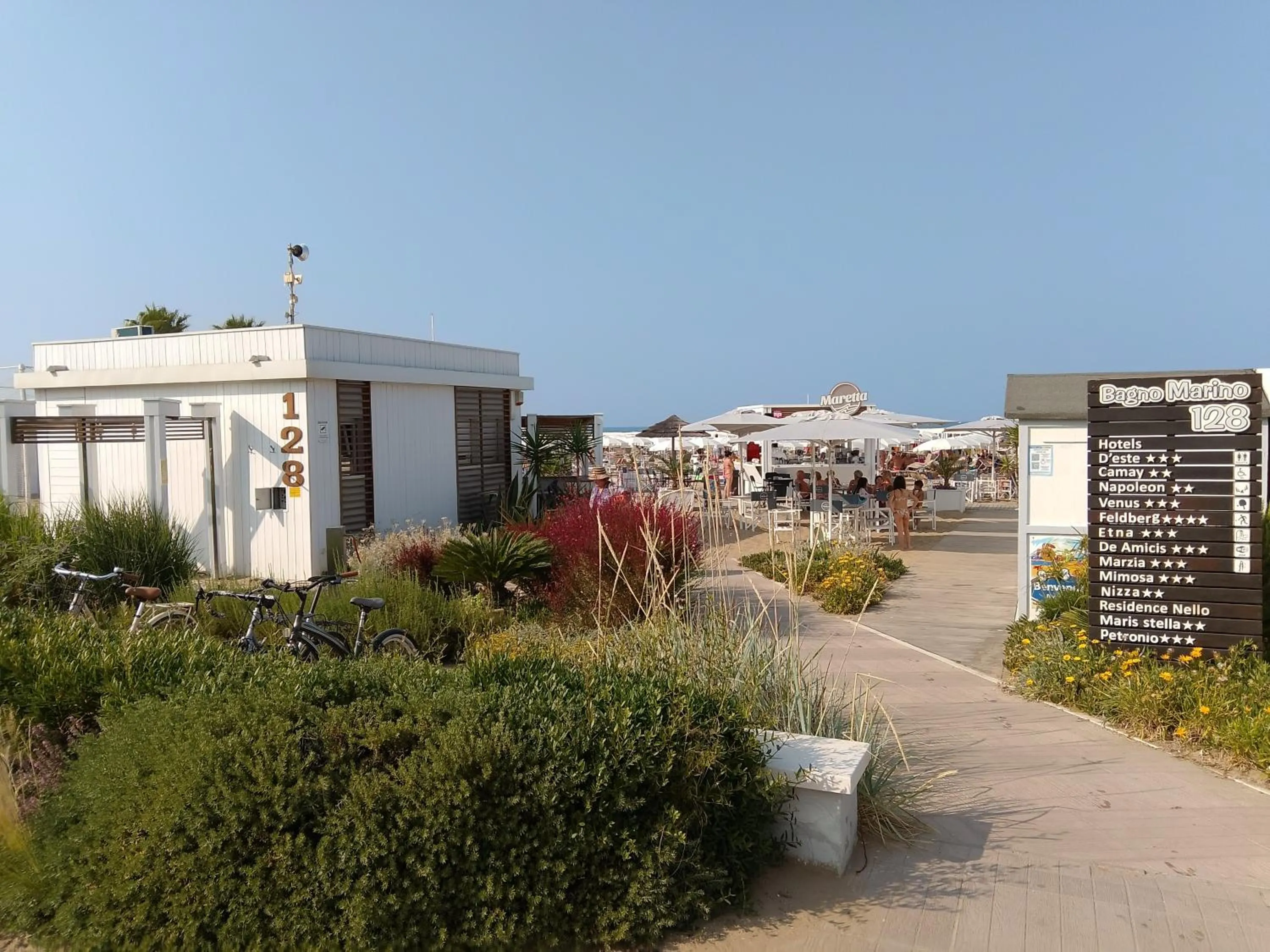 Hotel Etna - Hotel per Coppie e Famiglie con Parcheggio e Spiaggia