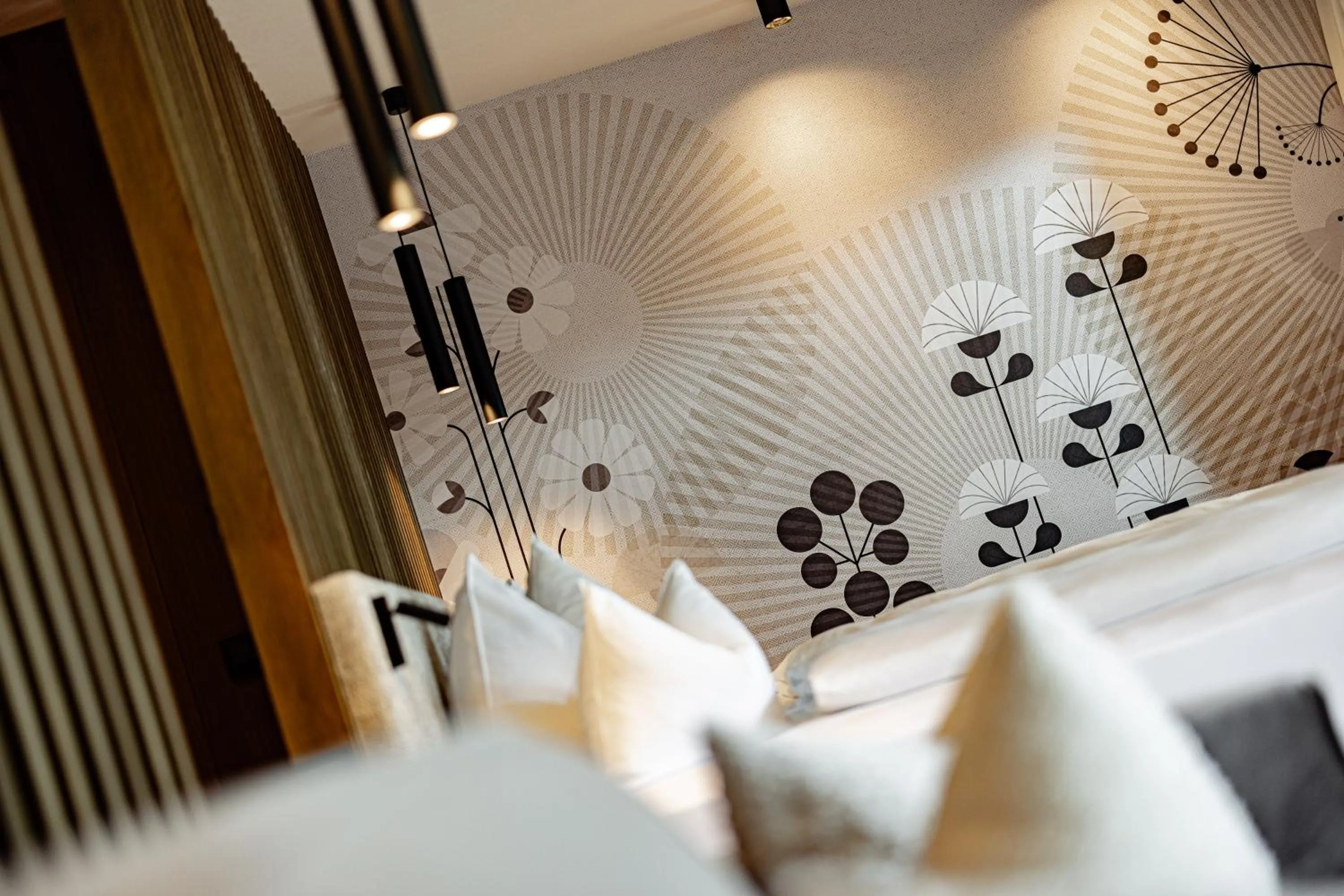 Photo of the whole room in SONNENBERG Panorama Dolomites Wellbeing