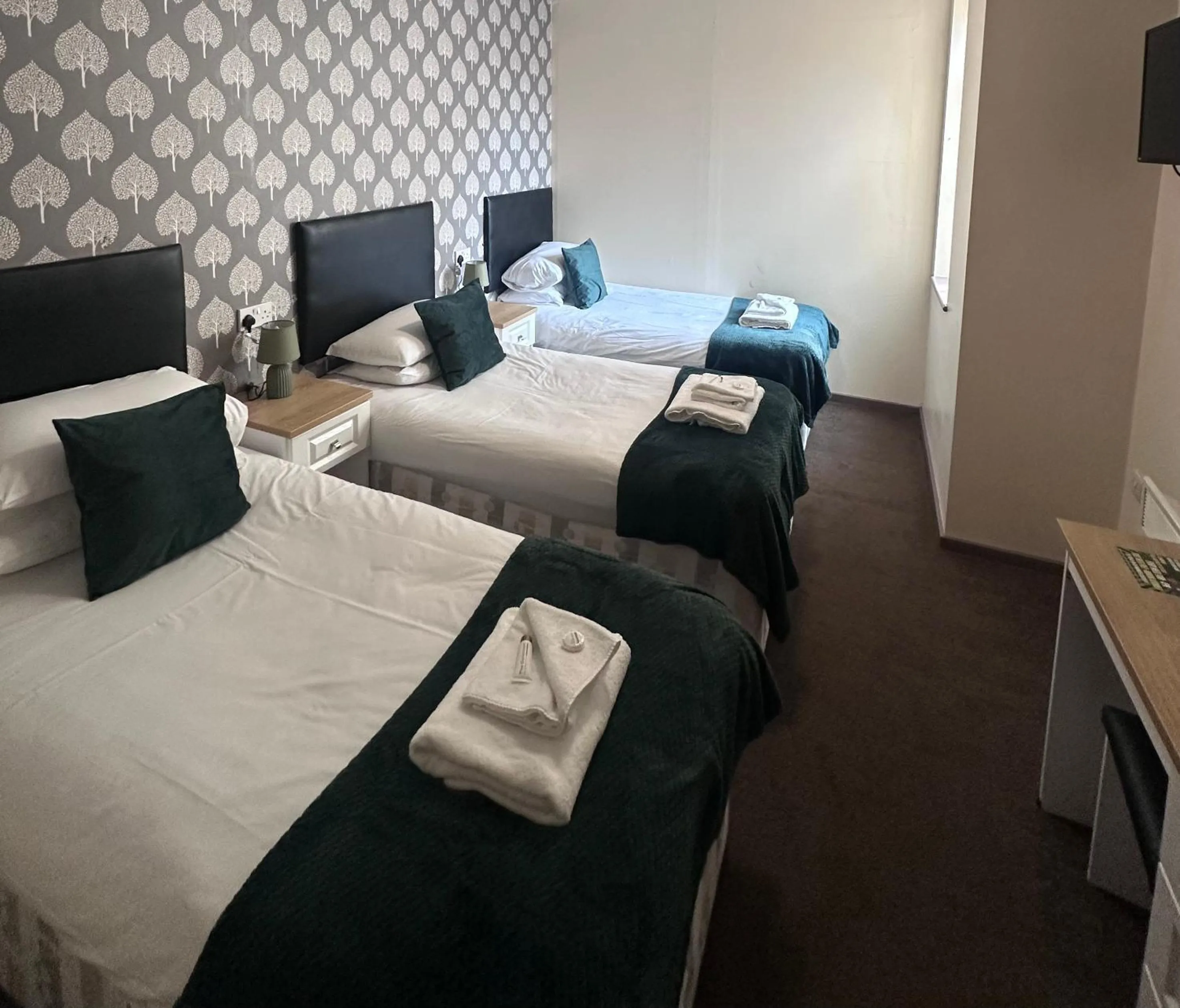 Bed in Minworth Lodge