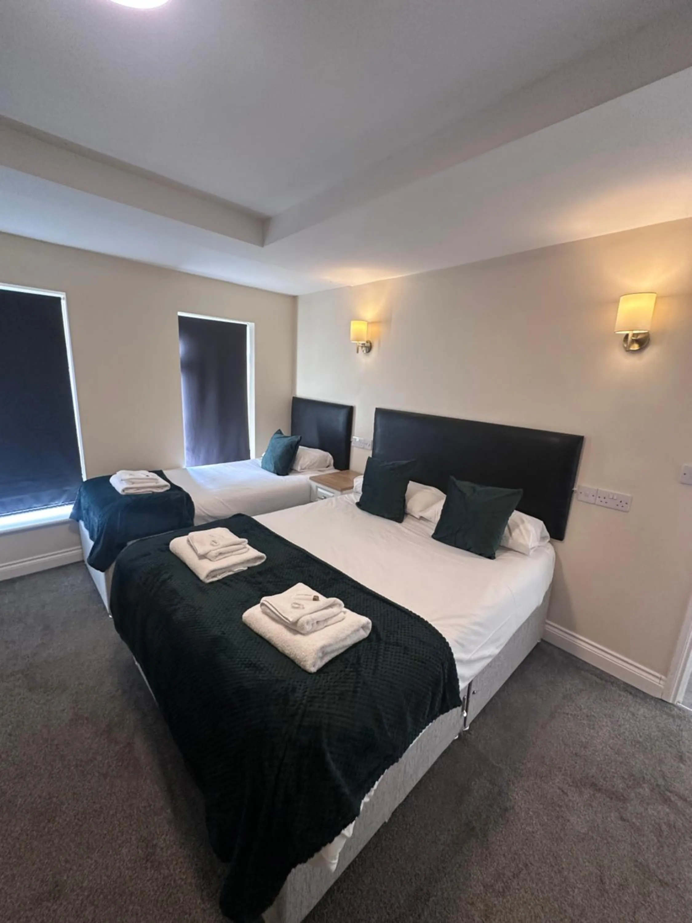 Bed in Minworth Lodge