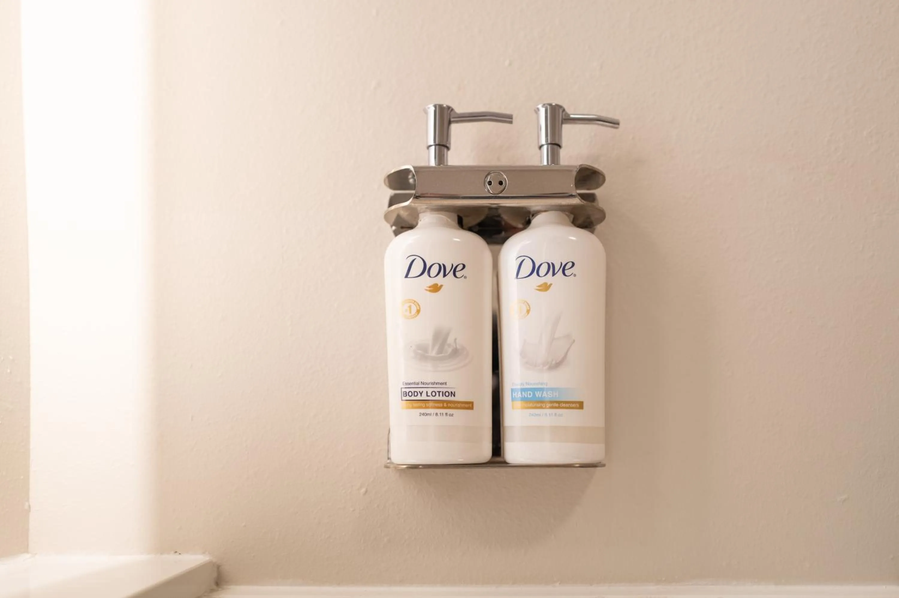 Bathroom in Holiday Inn Express & Suites Franklin - Berry Farms by IHG