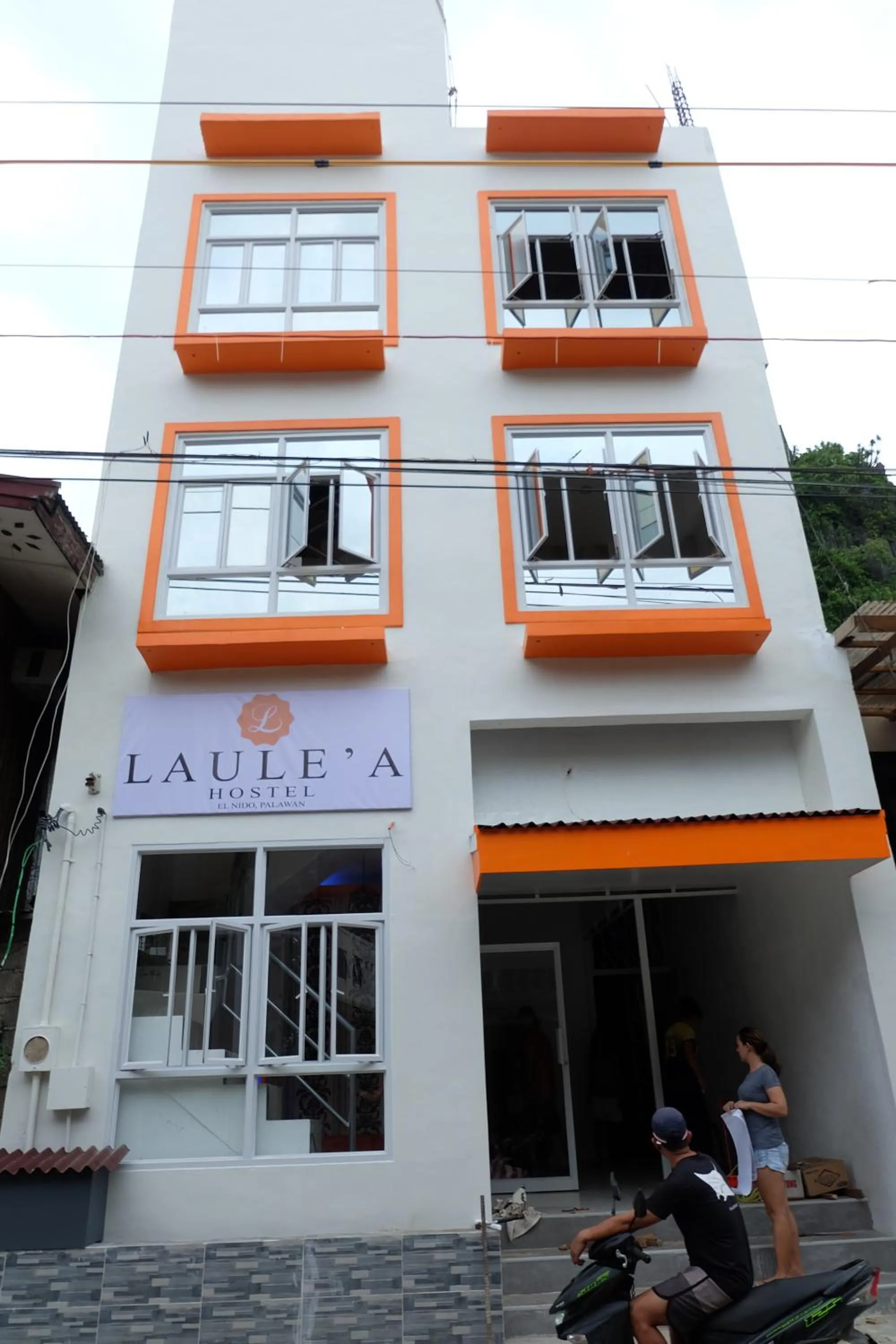 Laule'a Hostel