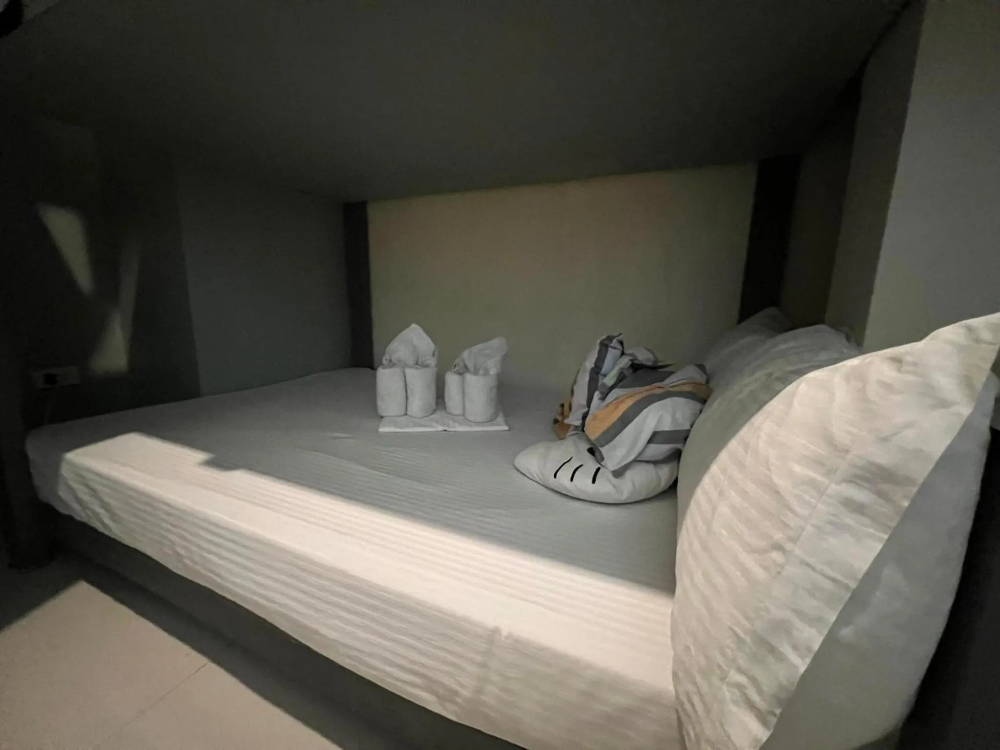 Bed in Laule'a Hostel