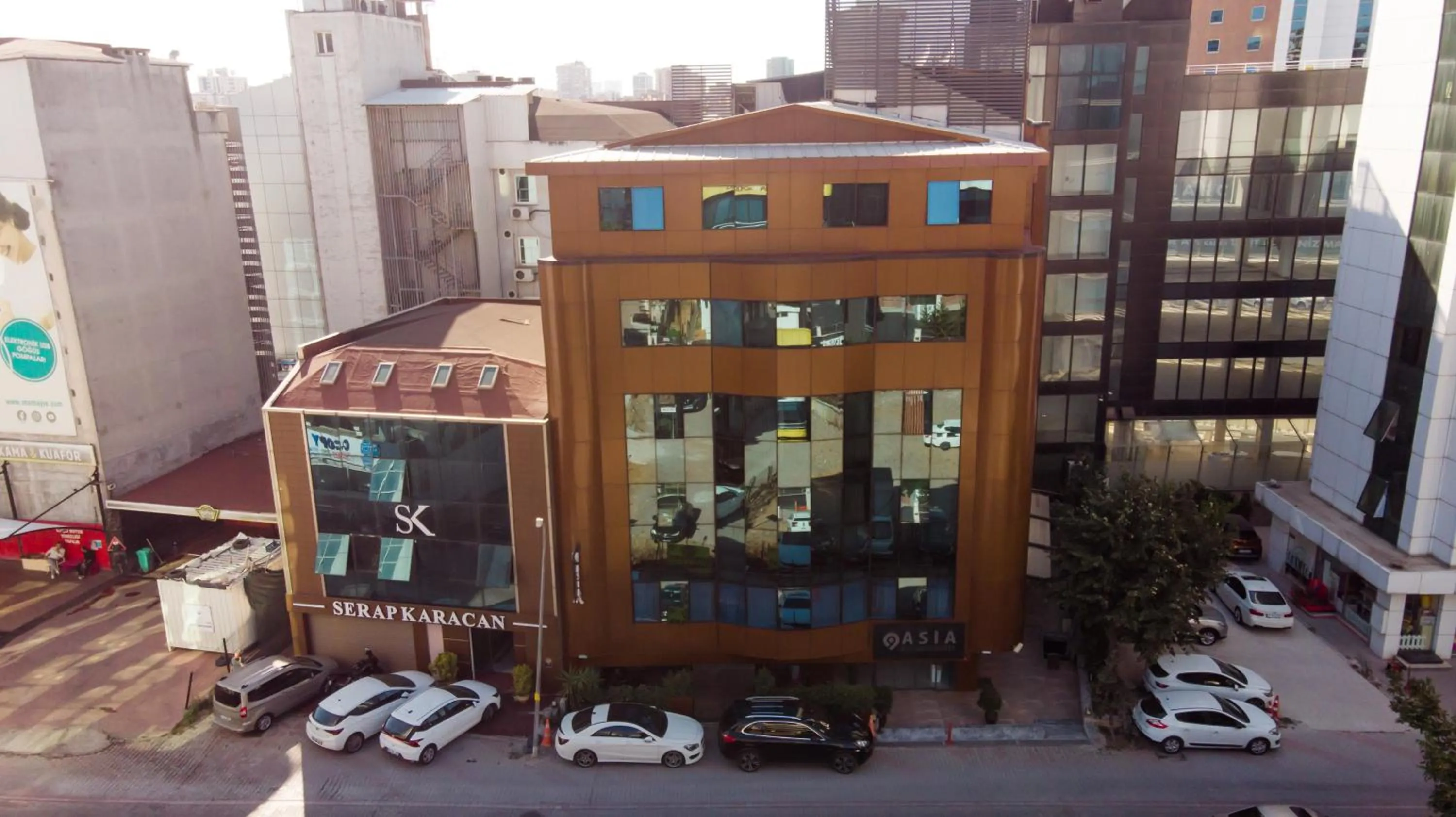 Property building in Asia Business Suites