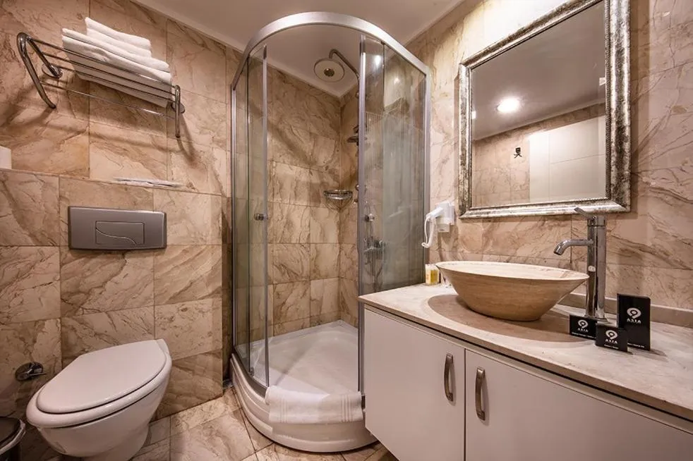 Shower in Asia Business Suites