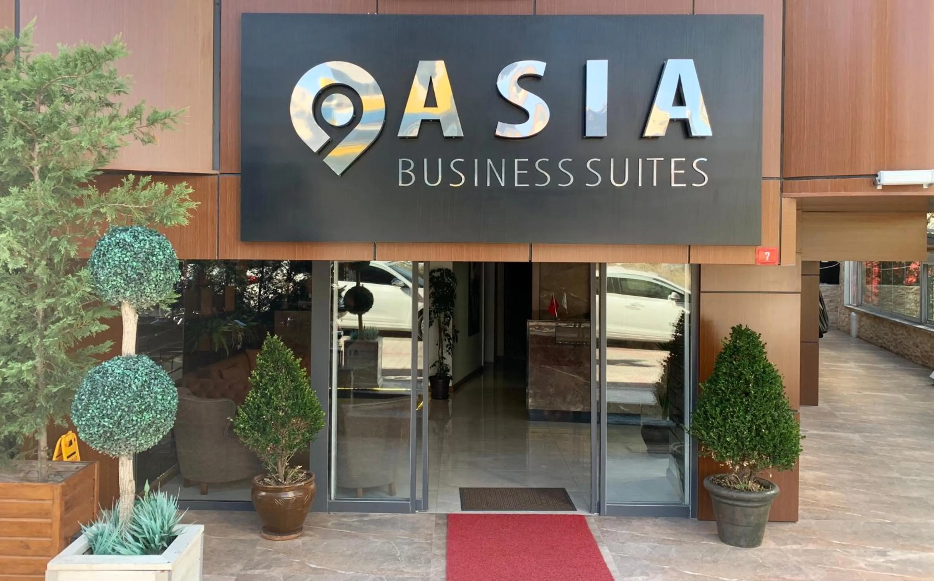 Facade/entrance in Asia Business Suites