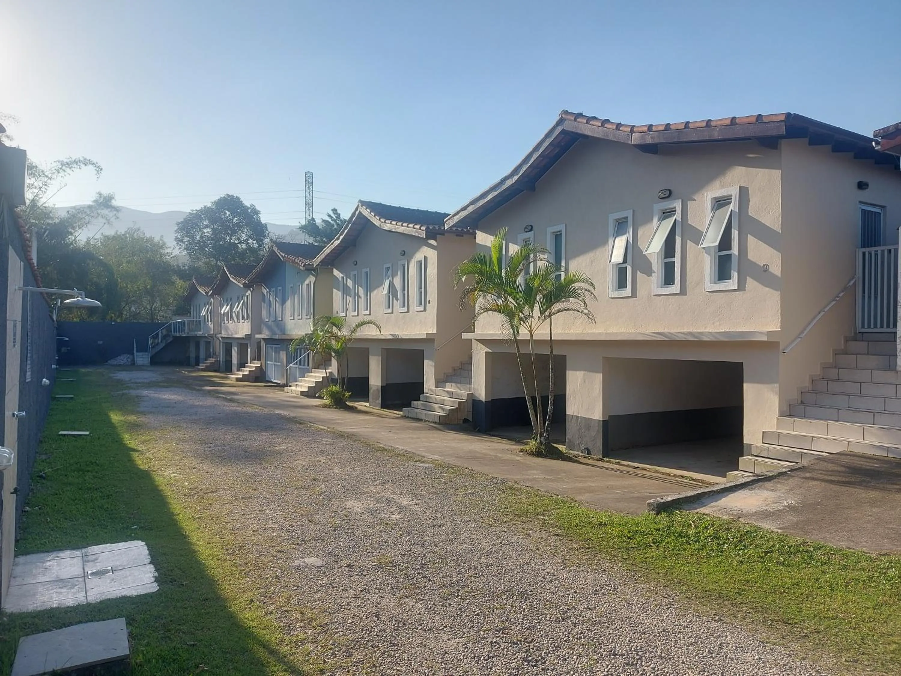 Property building in Casa Condominio 250M Praia Maranduba Wifi Churrasqueira