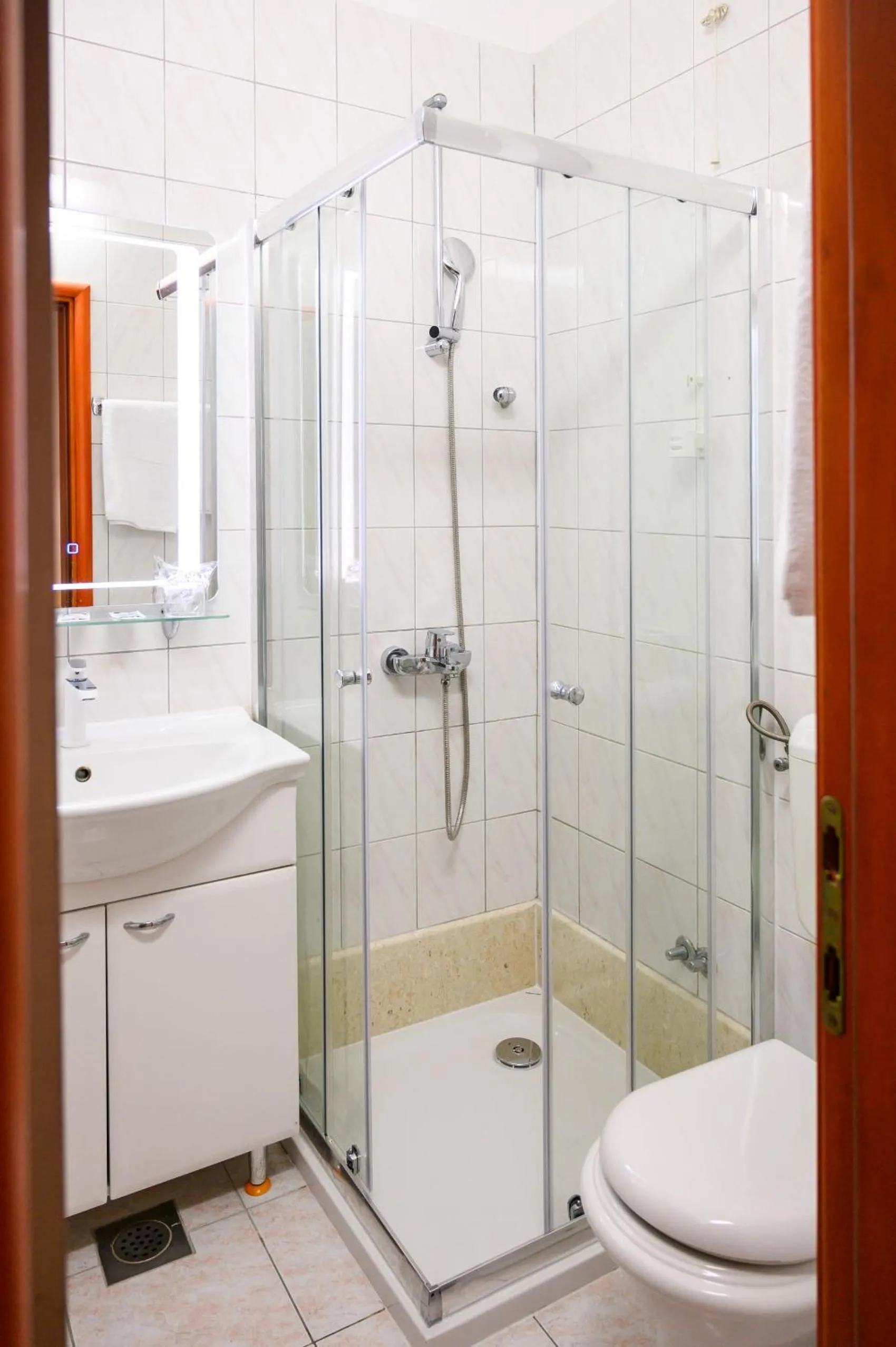 Bathroom in Hotel MB