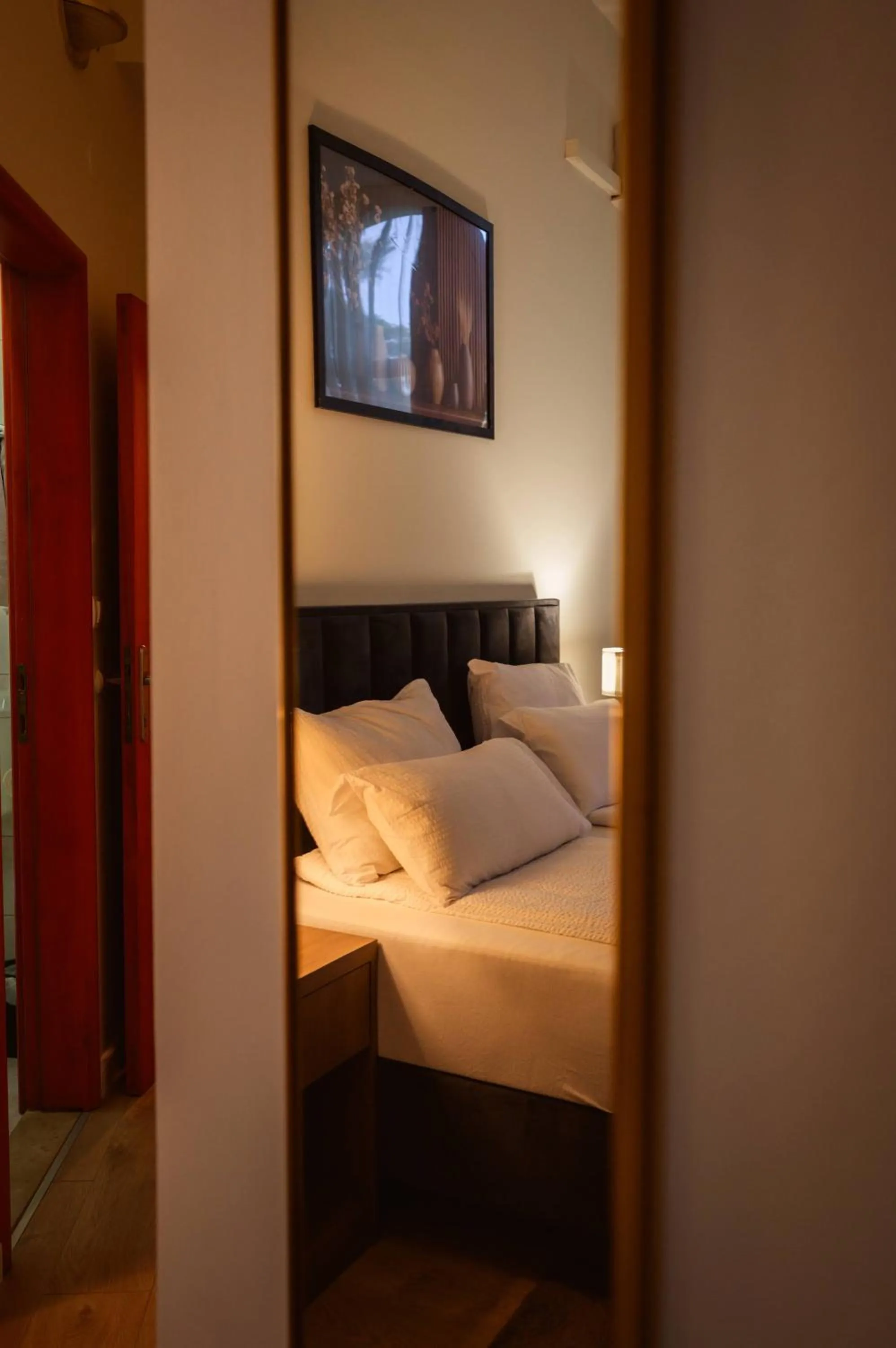 TV and multimedia, Bed in Hotel MB